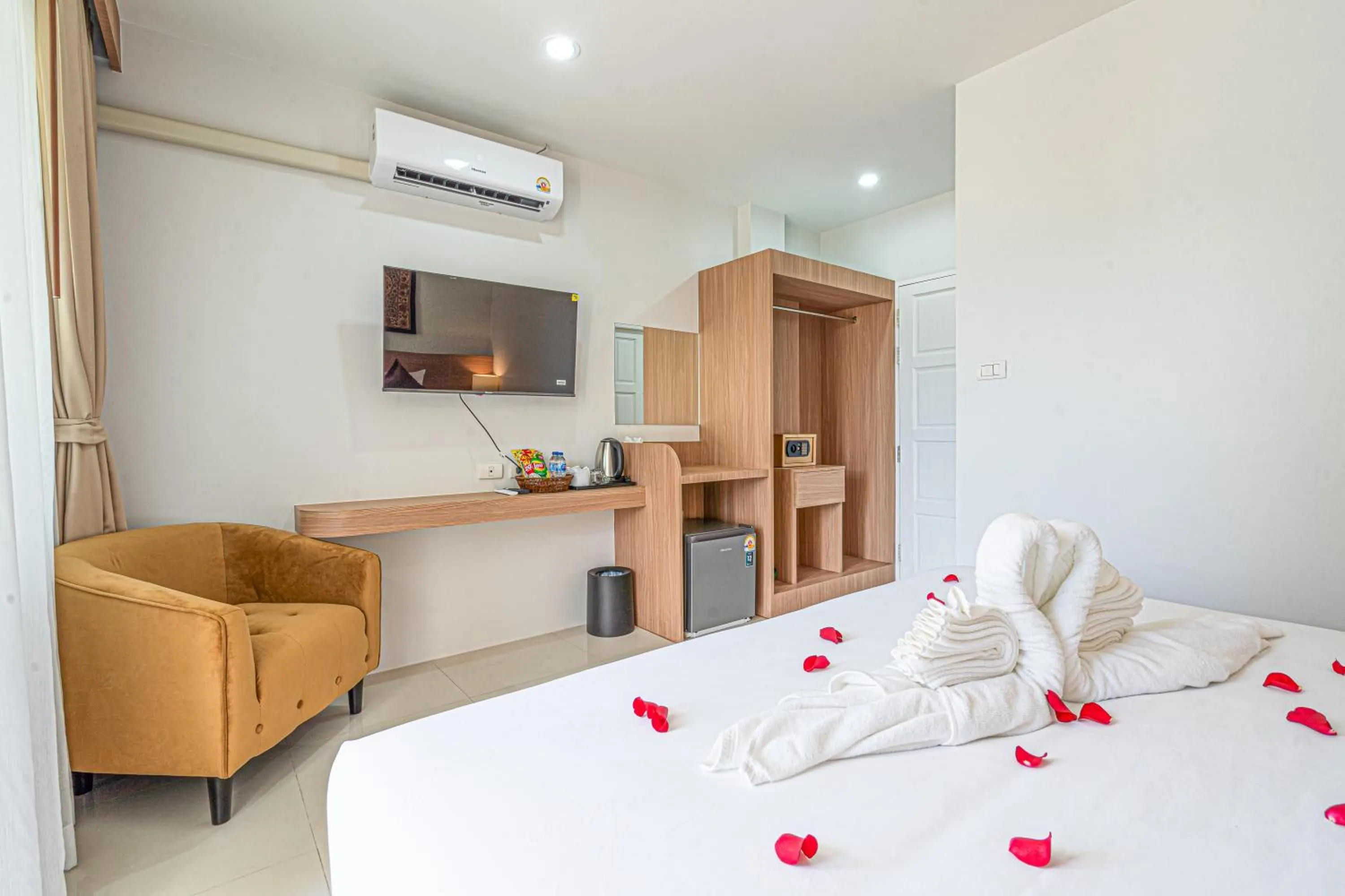 Bed in Seaside Patong House - Newly Open