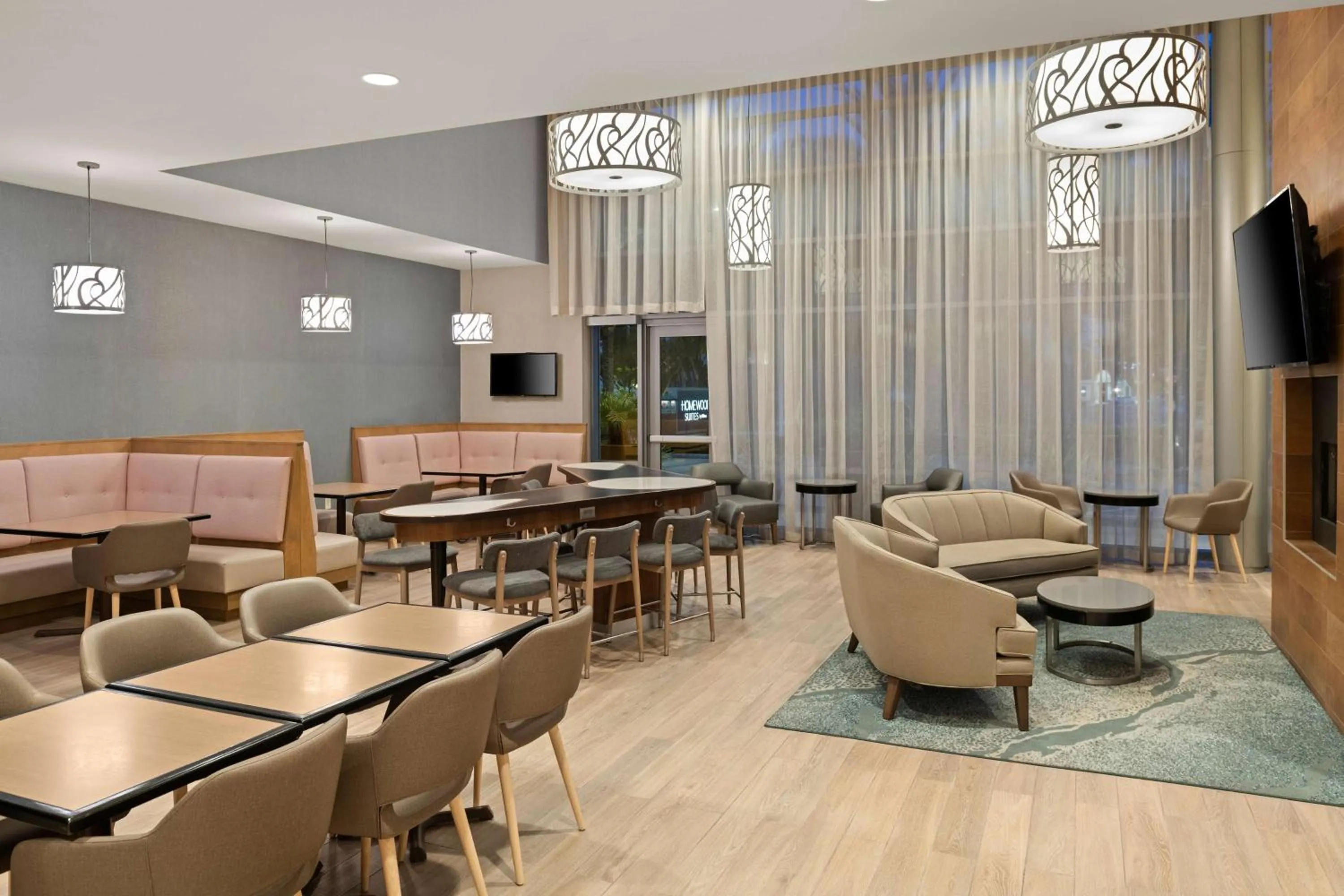 Restaurant/places to eat in Homewood Suites by Hilton Anaheim Conv Ctr/Disneyland Main