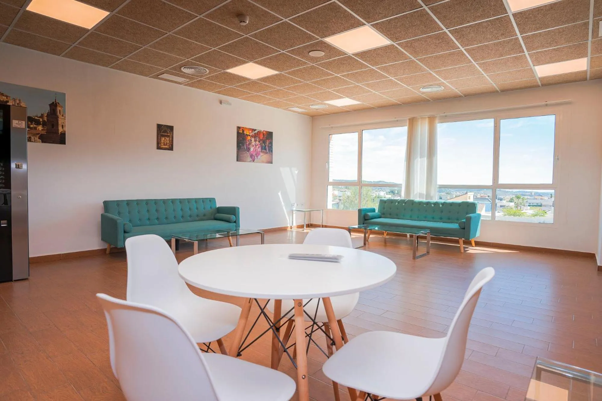 Communal lounge/ TV room in Hotel Caravaca Resort