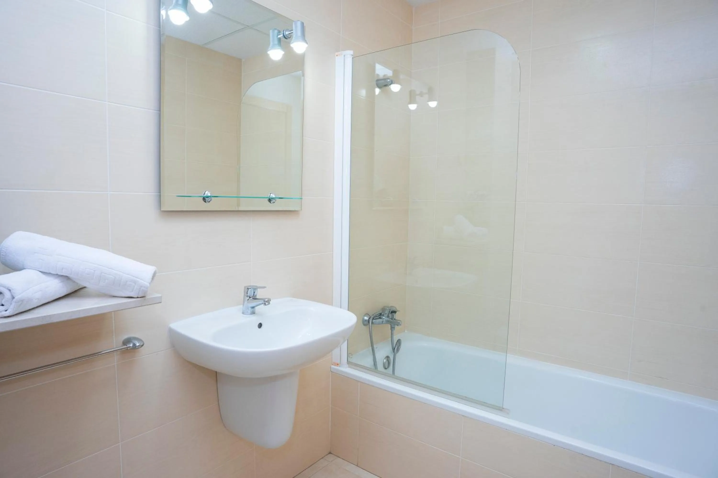 Bathroom in Hotel Caravaca Resort