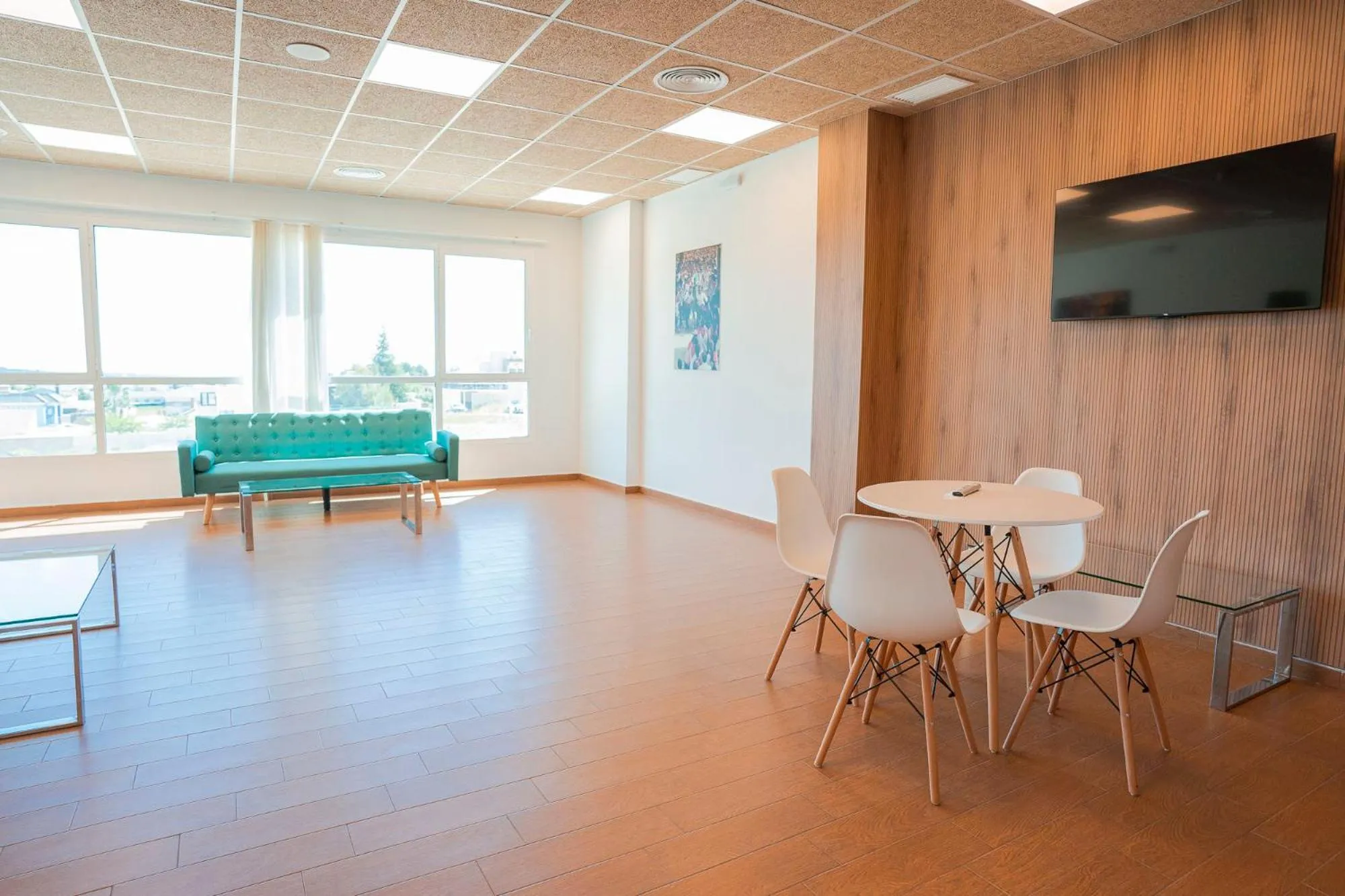 Communal lounge/ TV room in Hotel Caravaca Resort