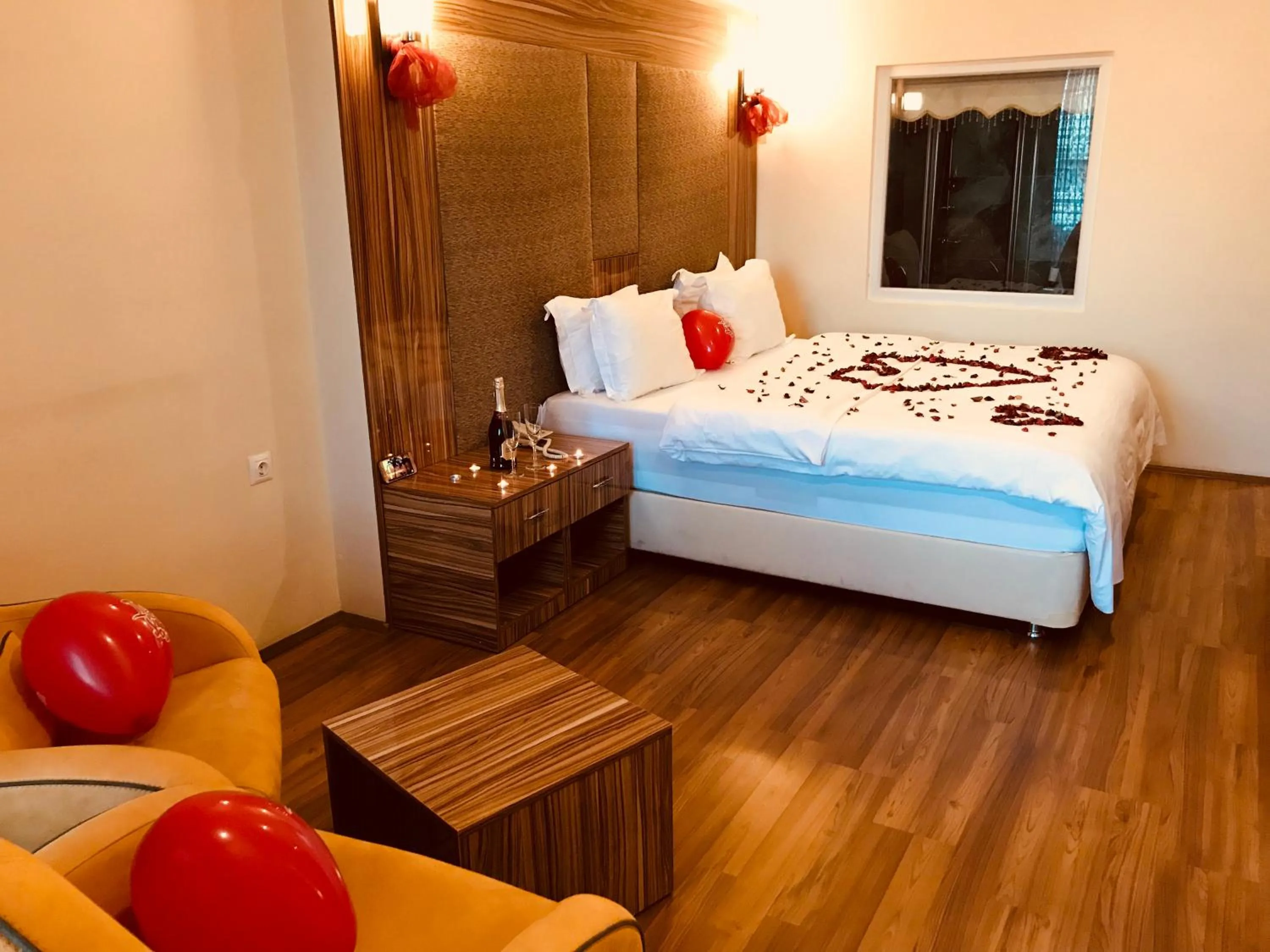 bunk bed, Bed in Tehran Boutique Hotel