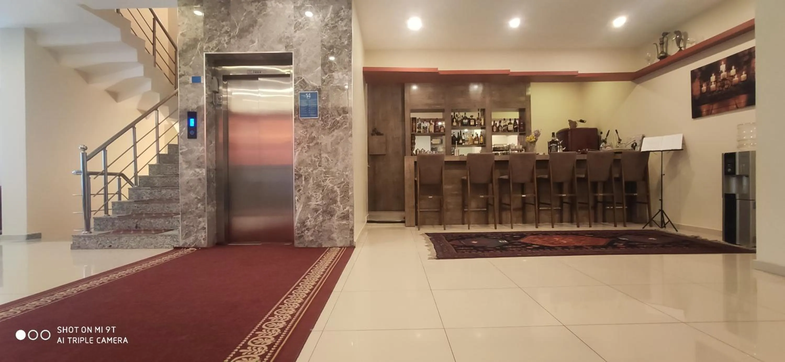 Lounge or bar in Tehran Boutique Hotel