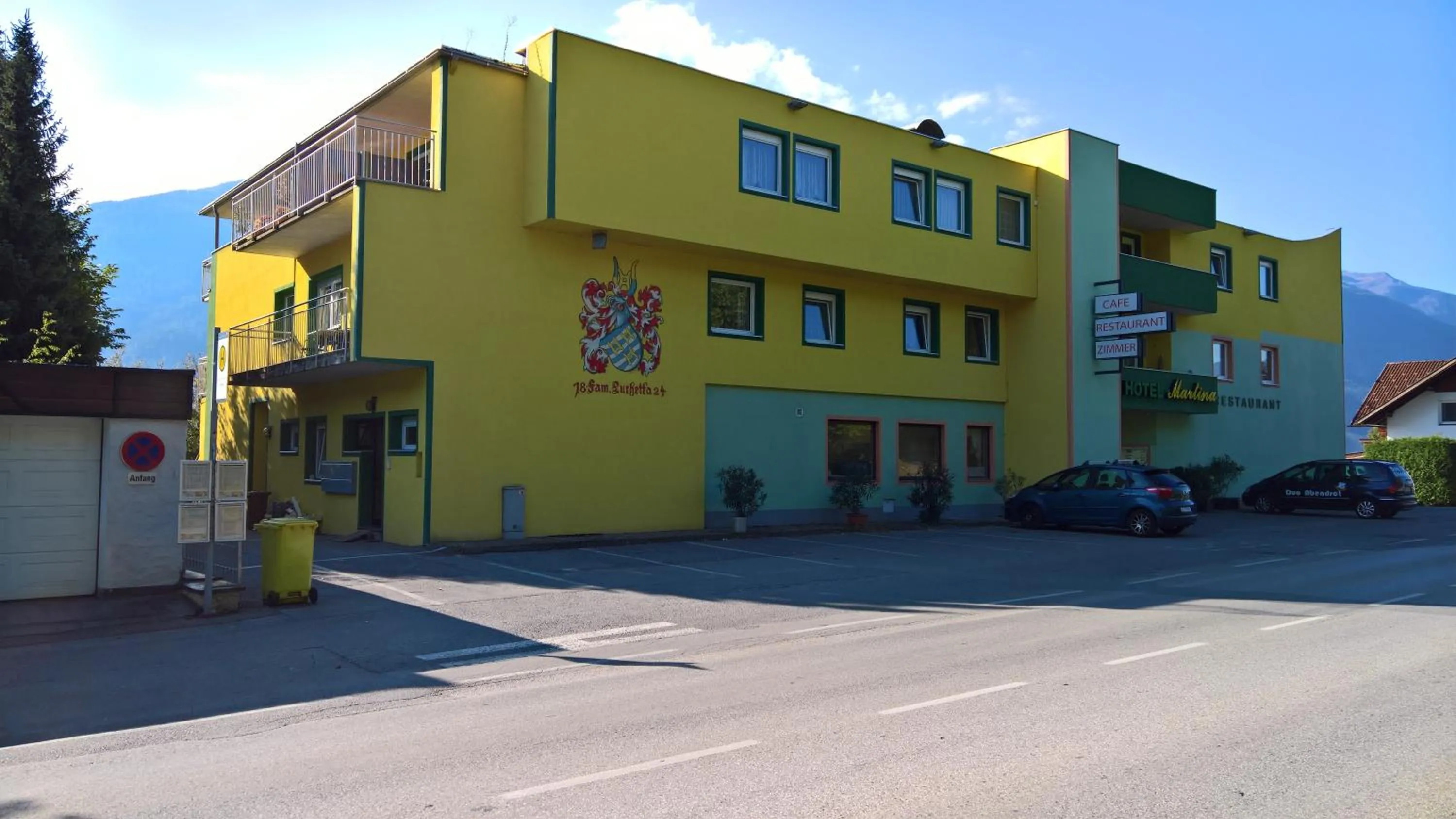 Facade/entrance in Hotel Martina