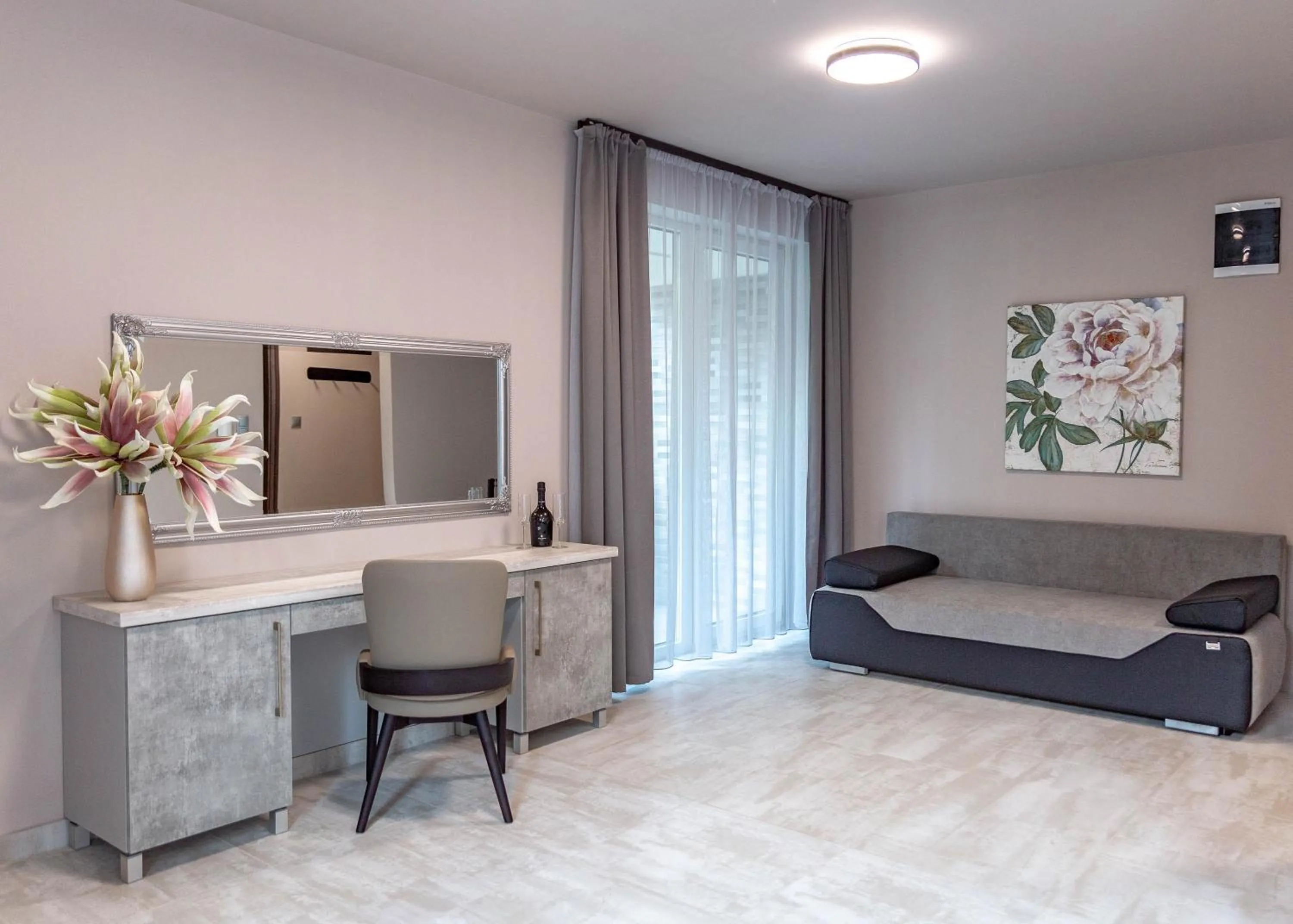 Maya Panzio-Rezidencia