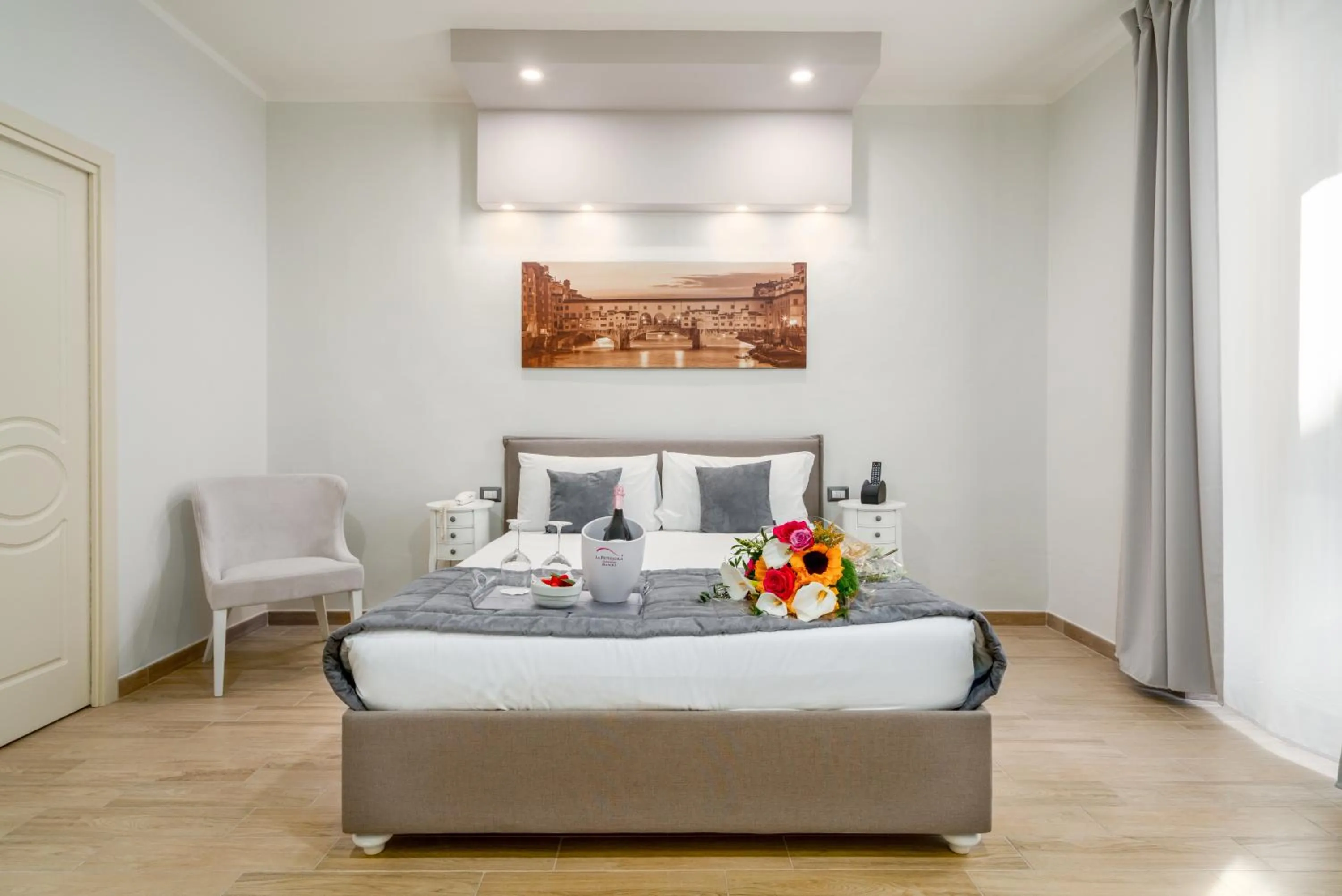 View (from property/room), Bed in Hotel Ginori Al Duomo - dBe Hotels