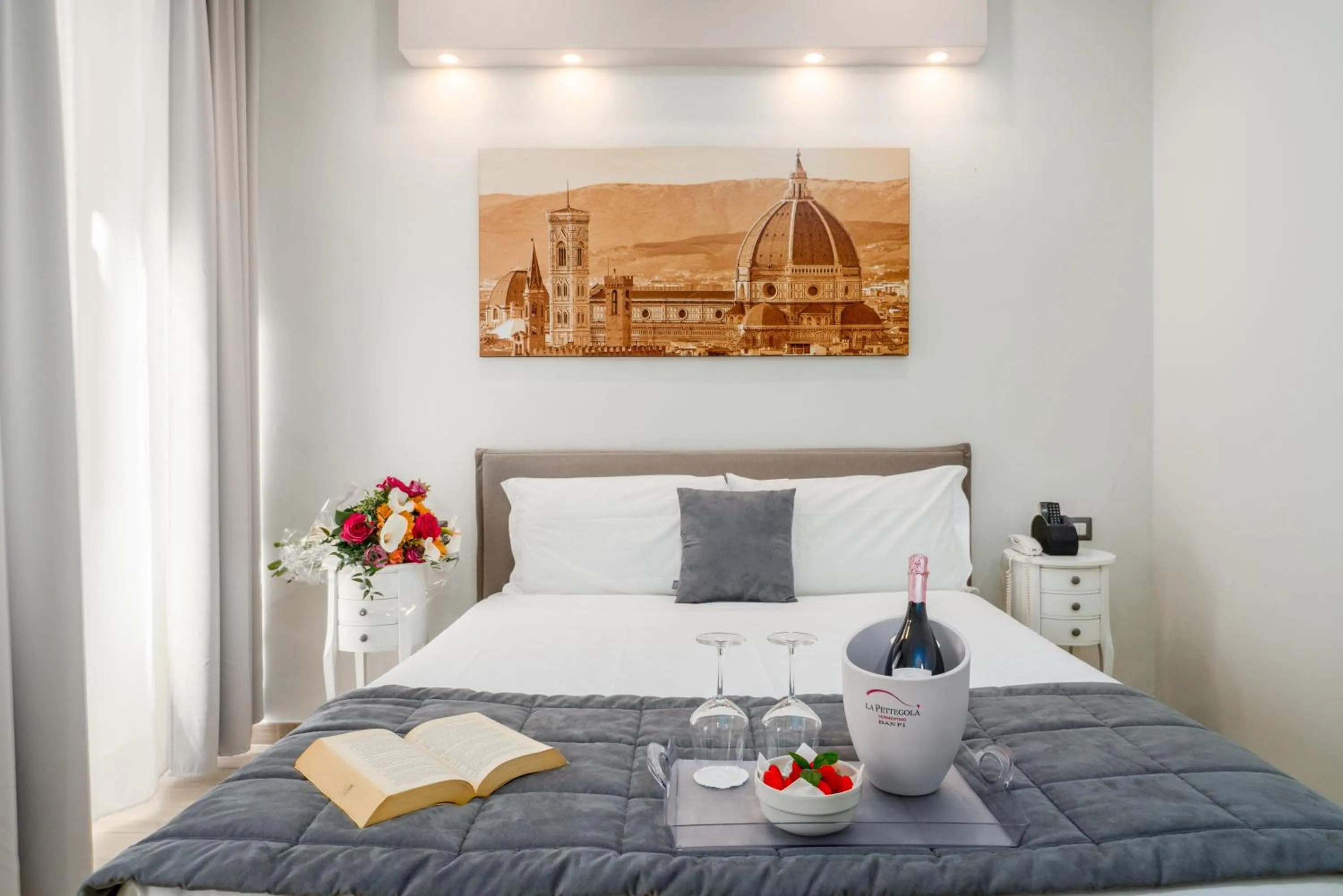 Bed in Hotel Ginori Al Duomo - dBe Hotels
