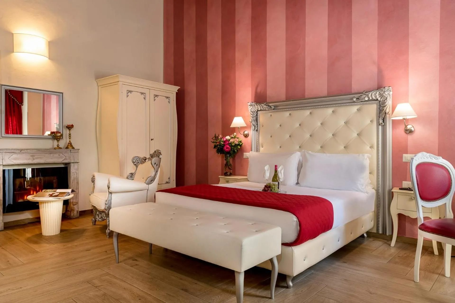 Bed in Hotel Ginori Al Duomo - dBe Hotels