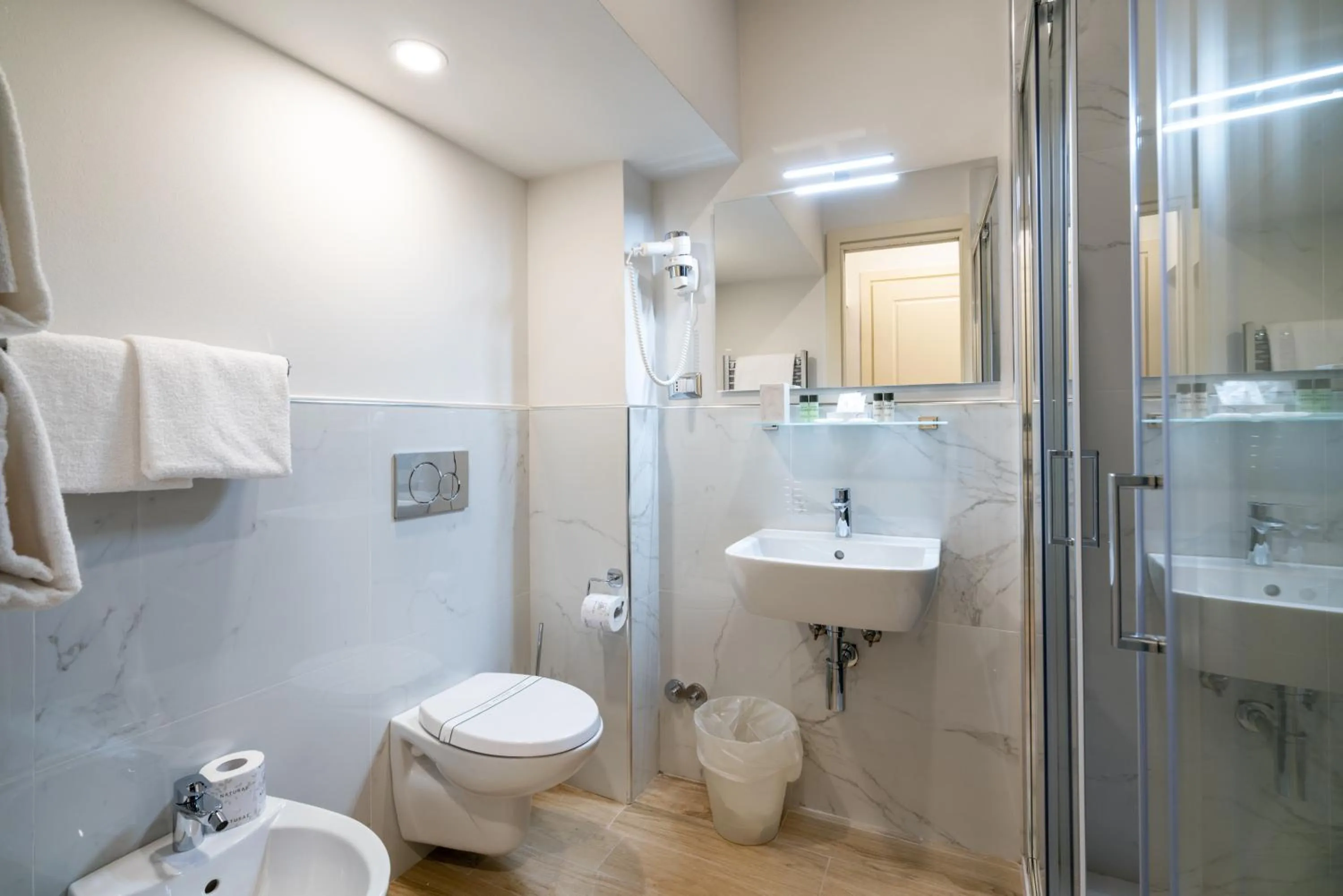 Shower in Hotel Ginori Al Duomo - dBe Hotels