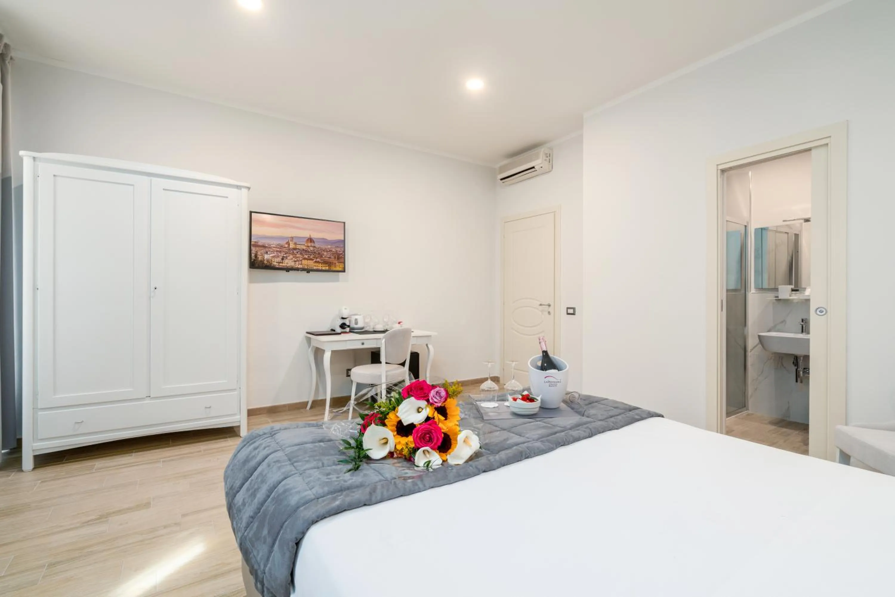 Bed in Hotel Ginori Al Duomo - dBe Hotels