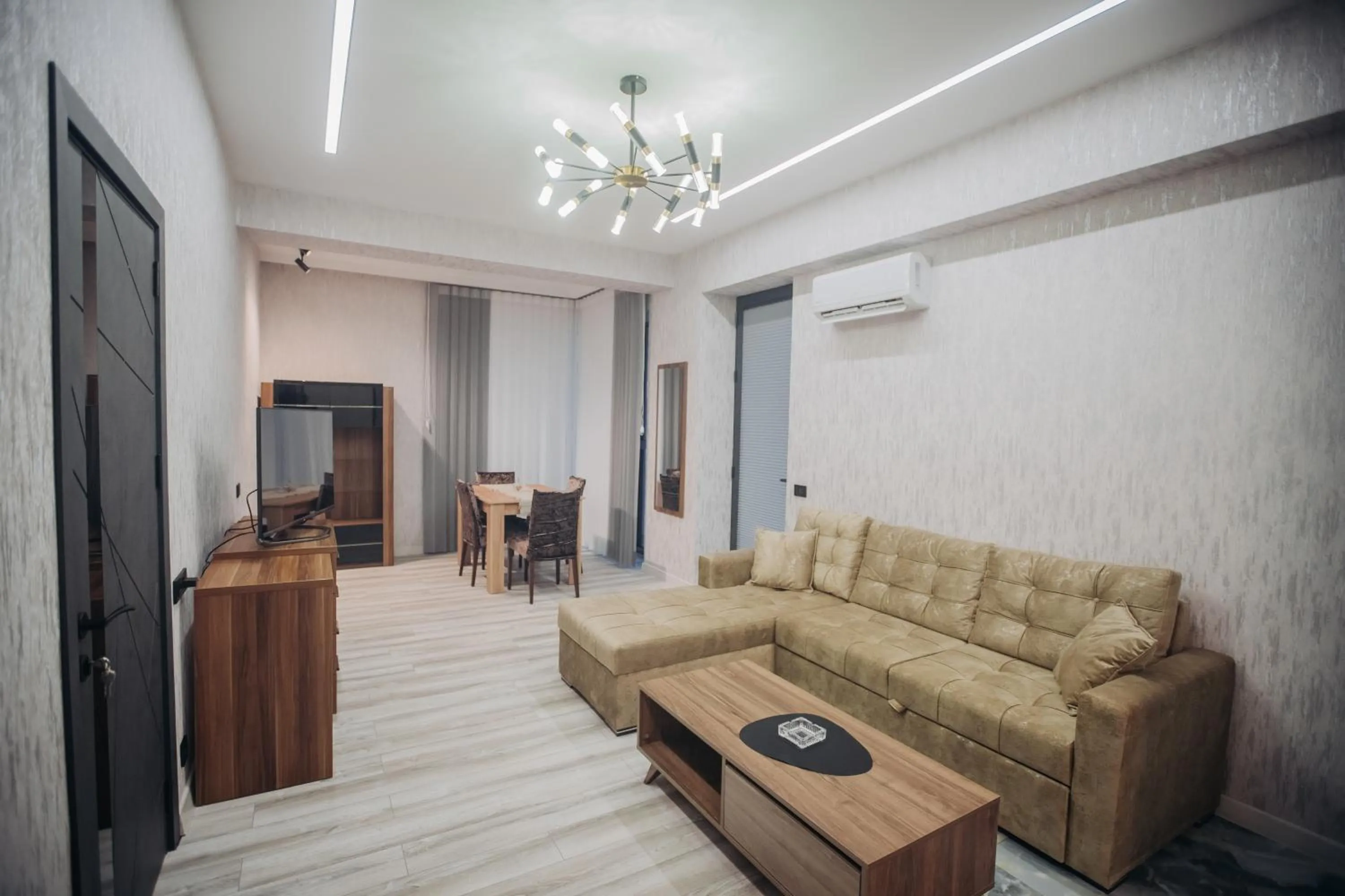 TV and multimedia in Sabah Bayil Residence Family Apart