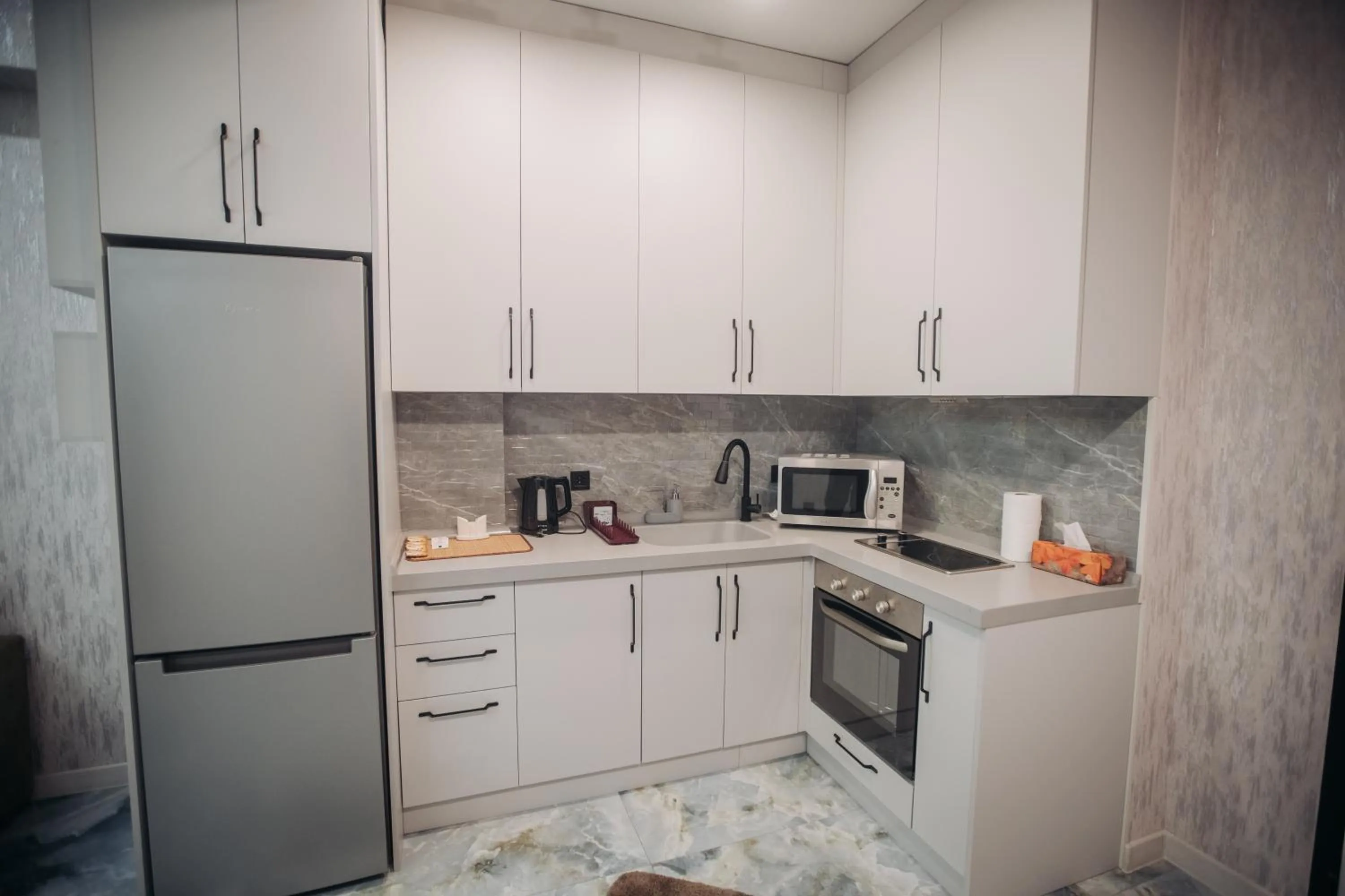 Coffee/tea facilities in Sabah Bayil Residence Family Apart