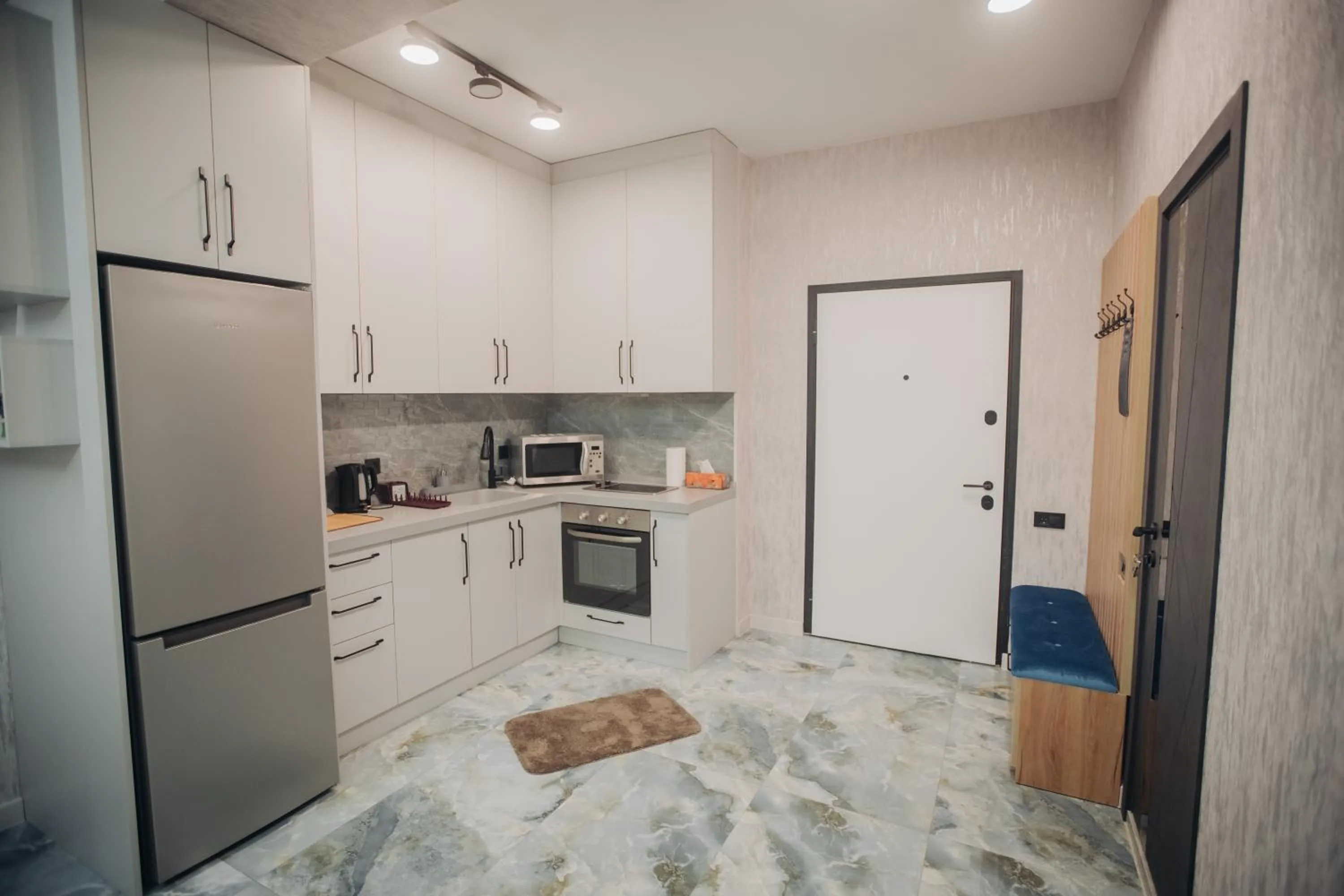 Kitchen or kitchenette in Sabah Bayil Residence Family Apart