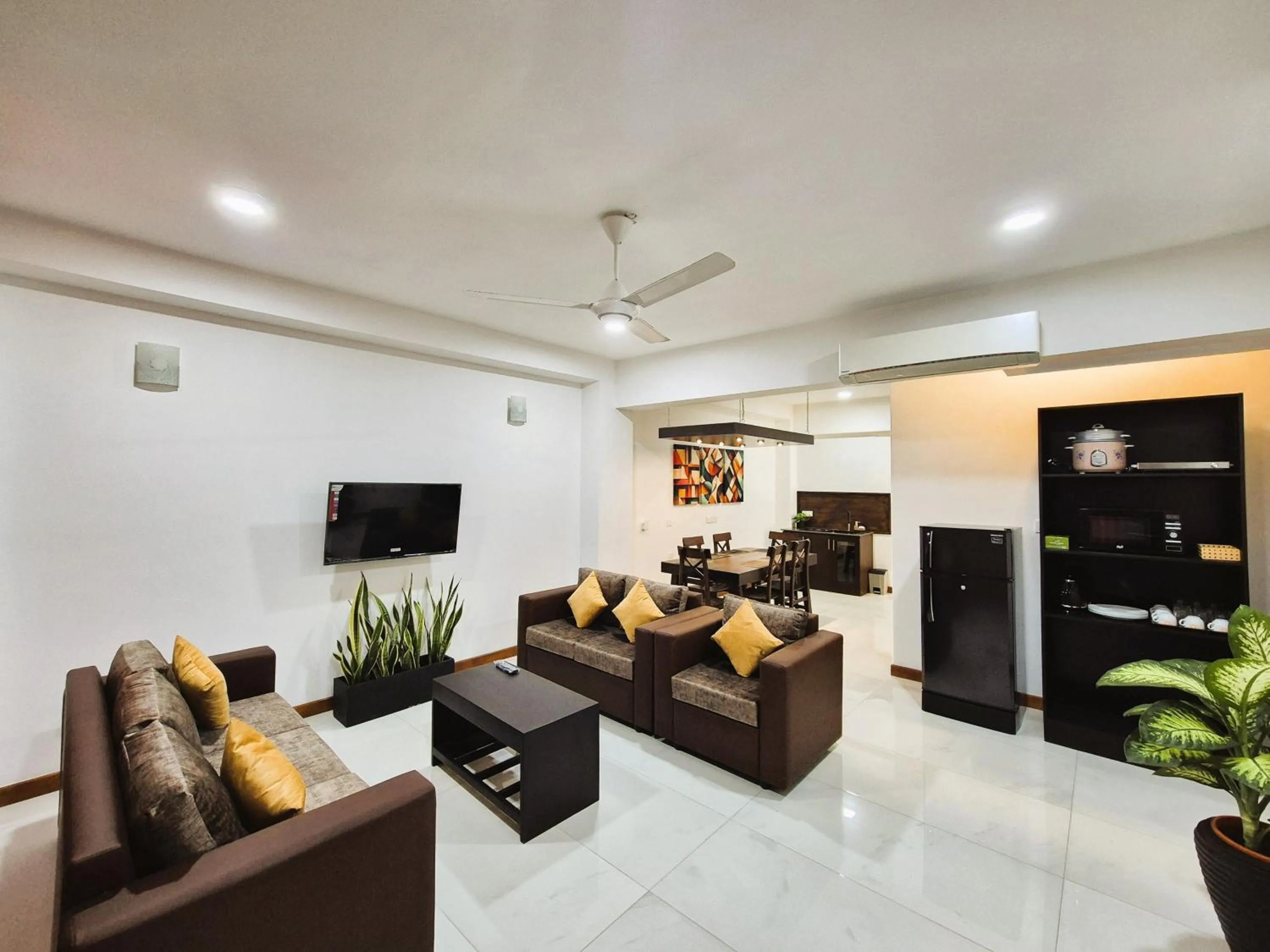 Living room in Shiloh Apartments