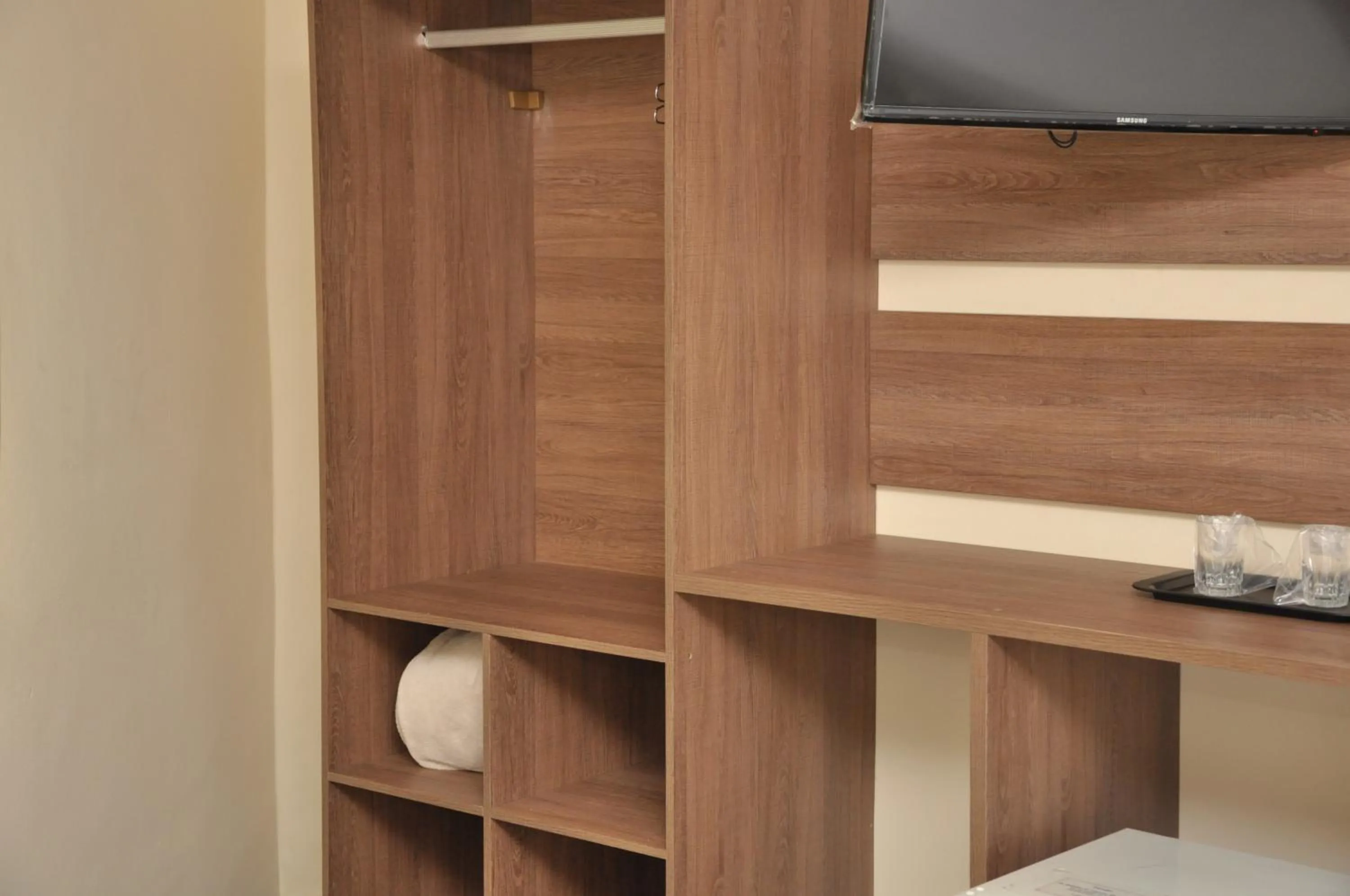 wardrobe in Hotel Pousada Figueiredo