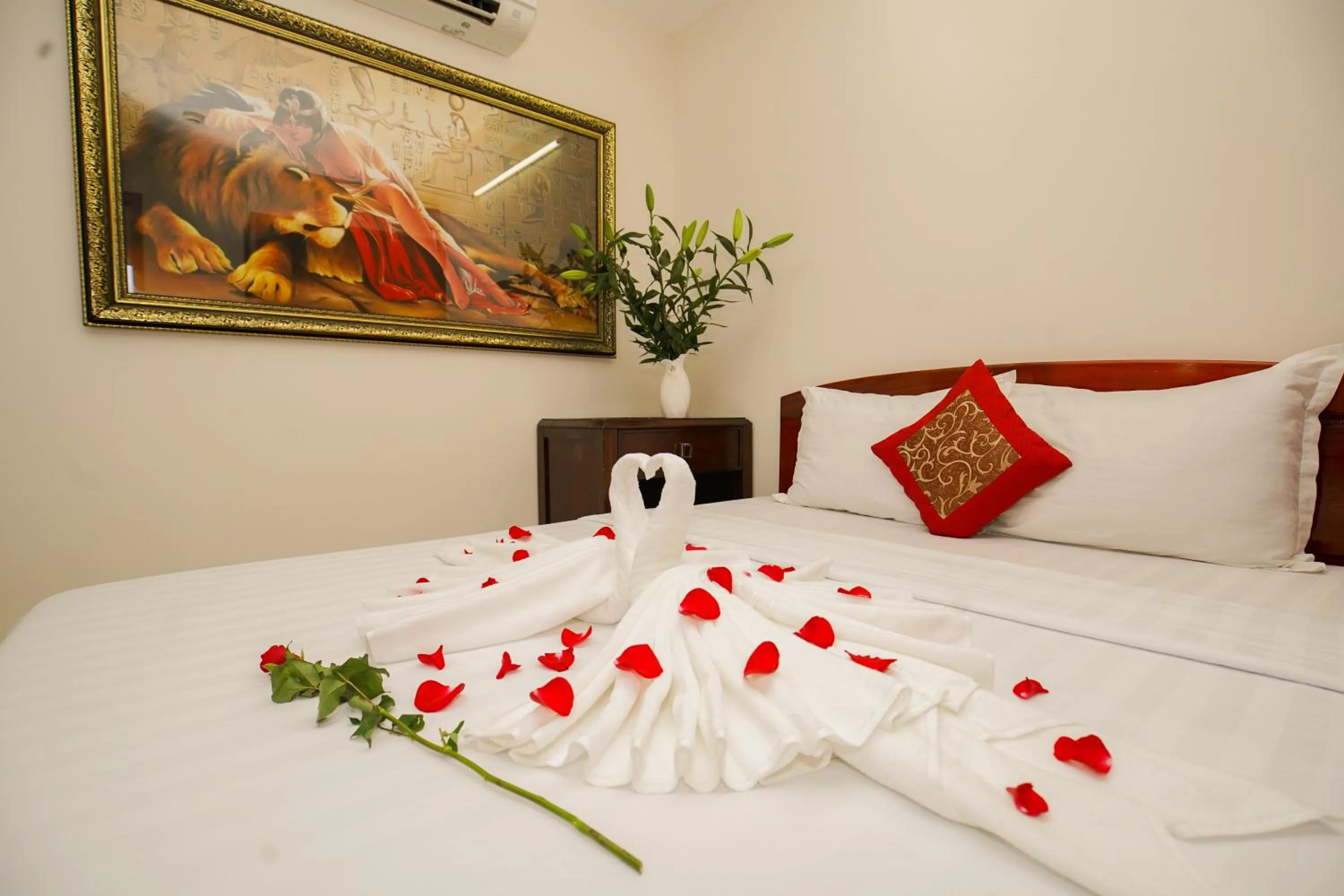 Bed in Nguyen Ha Hotel