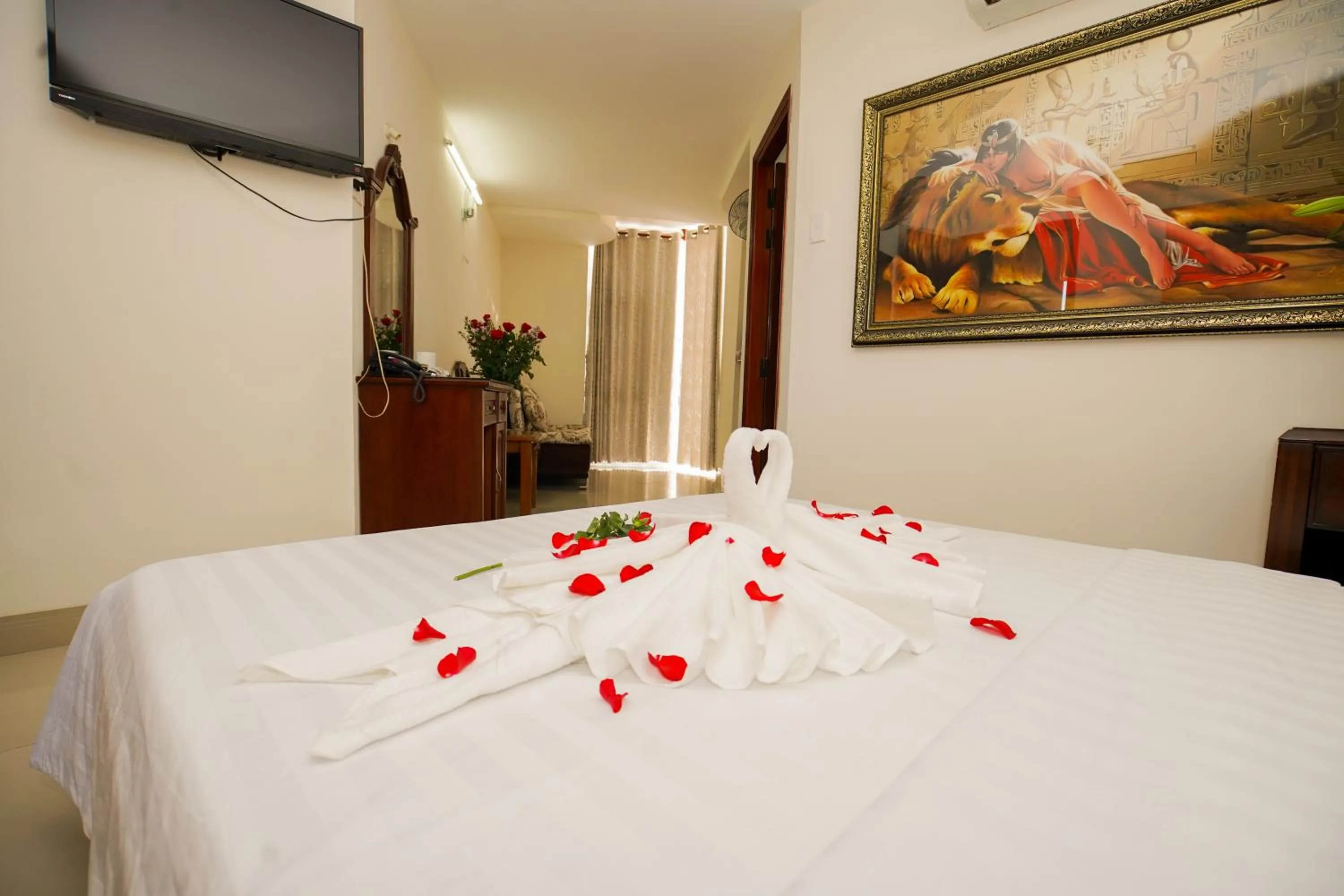 Bed in Nguyen Ha Hotel