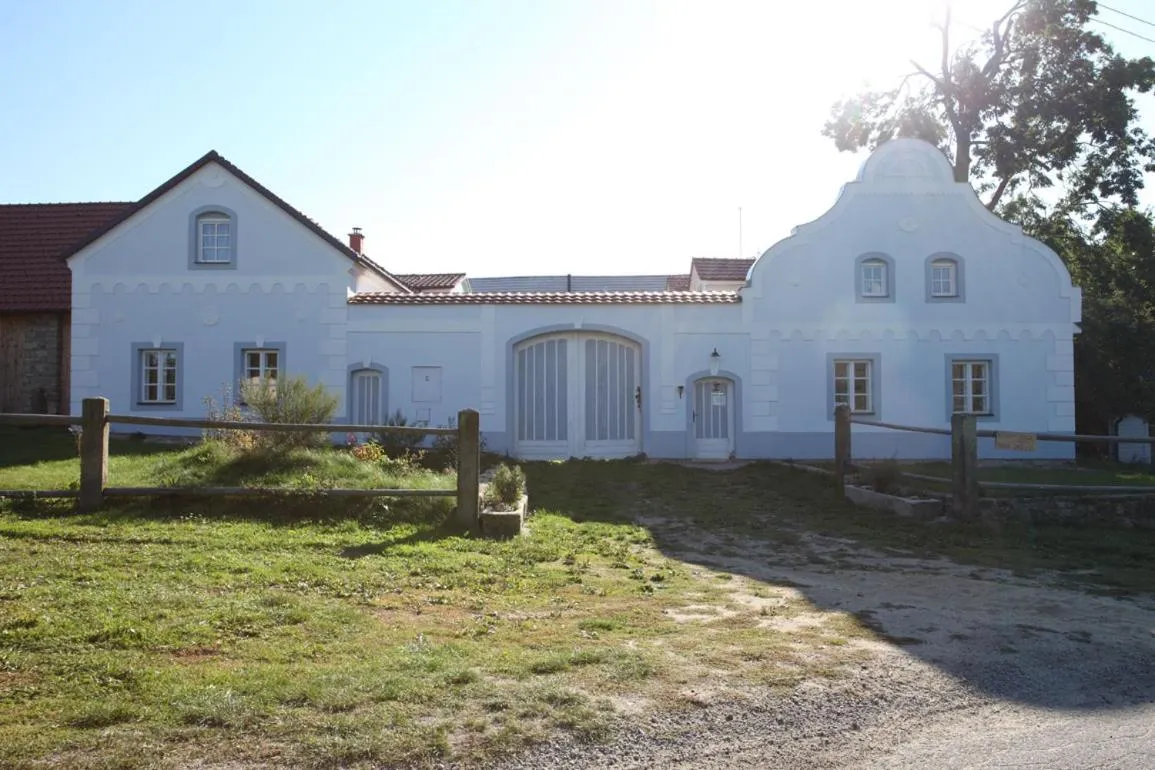 Property building in Matějovec38