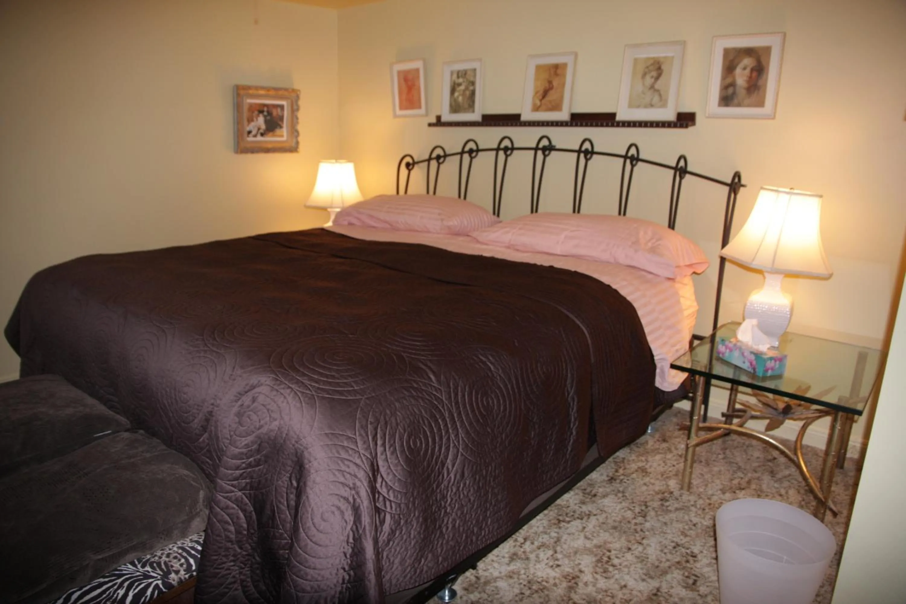 Bed in O'Brien House