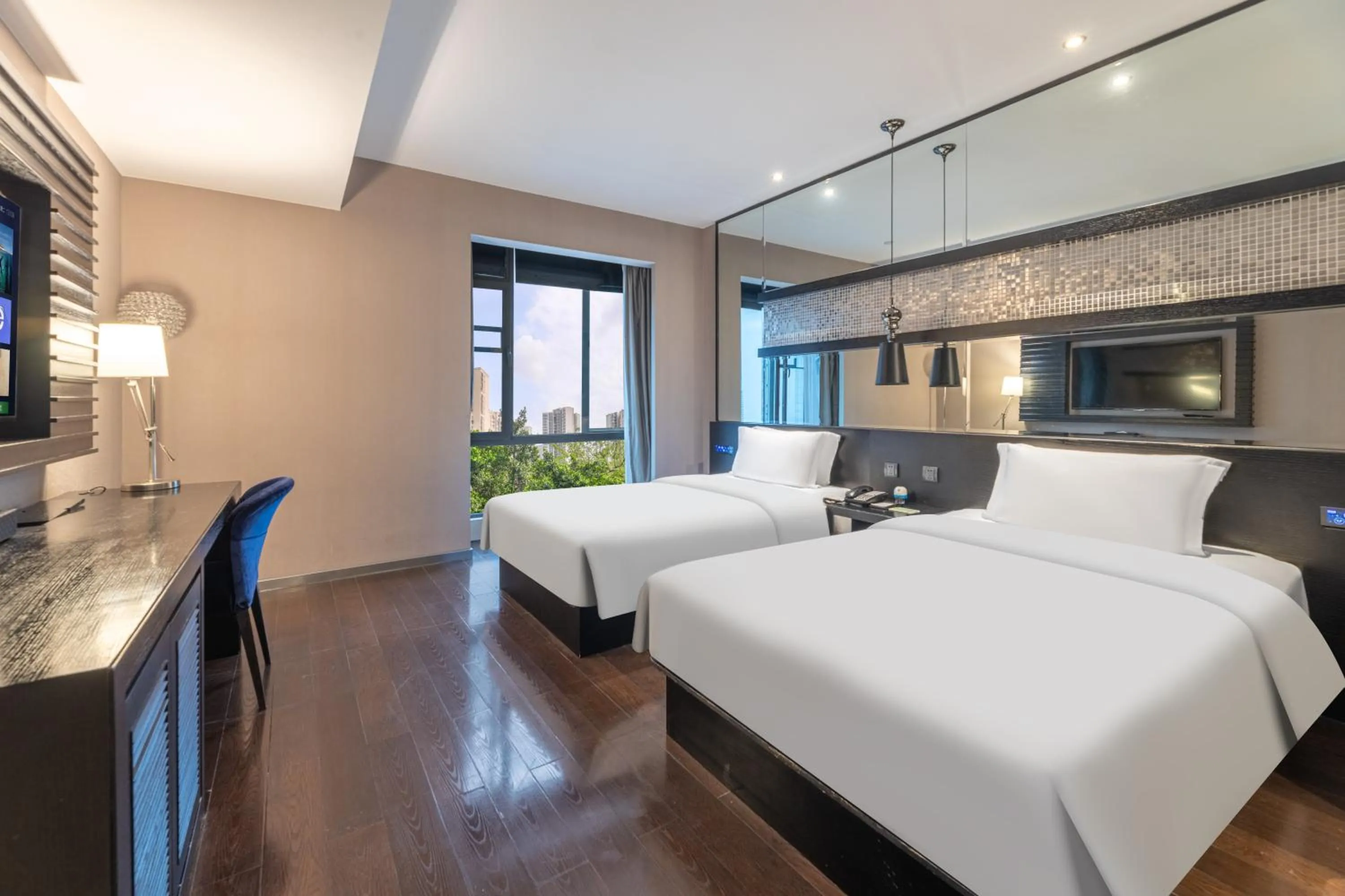 Bed in Guangzhou Baiyun Airport Orange Crystal Hotel