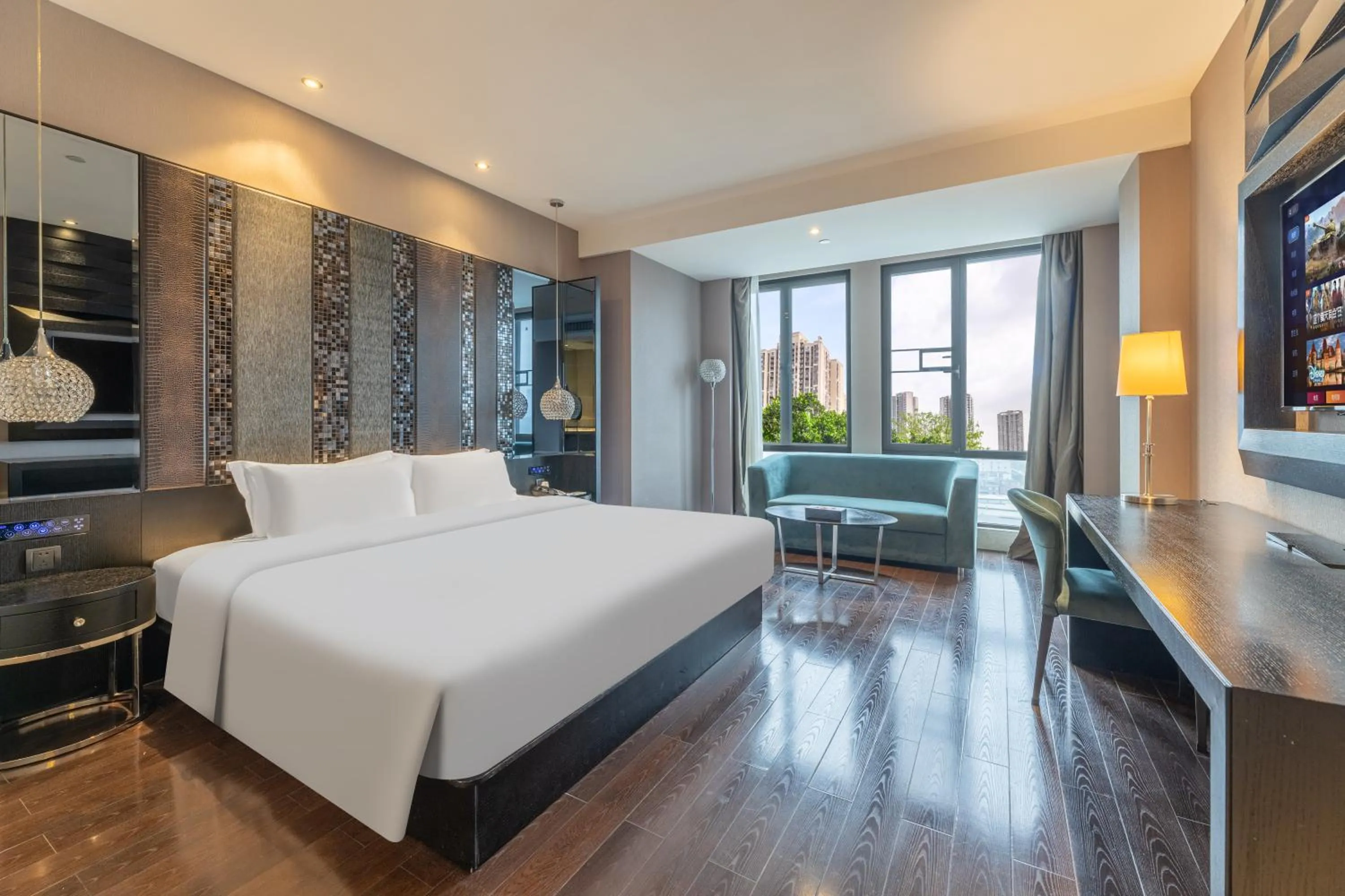 Bed in Guangzhou Baiyun Airport Orange Crystal Hotel