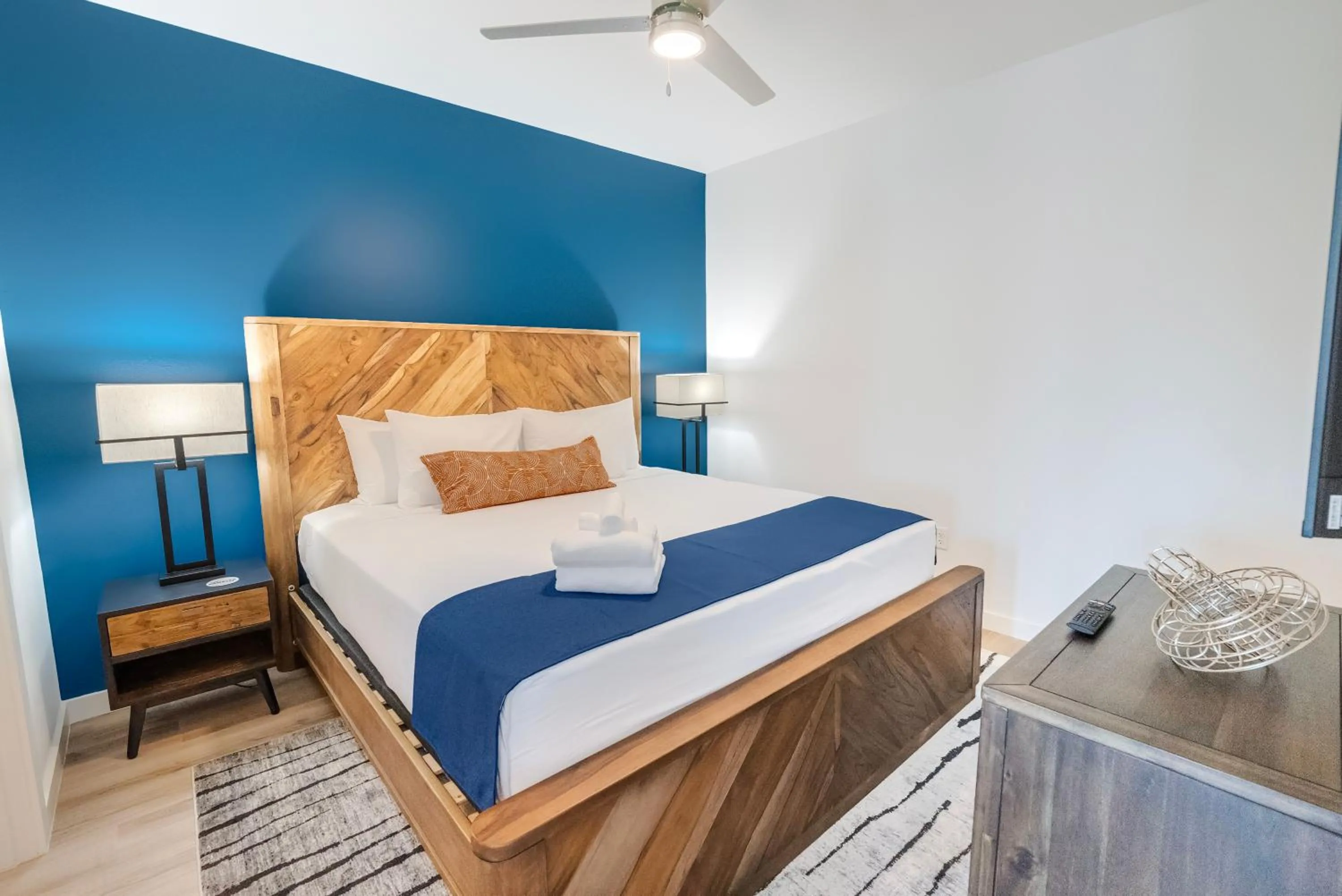 Deluxe King Suite in The Rambler Inn