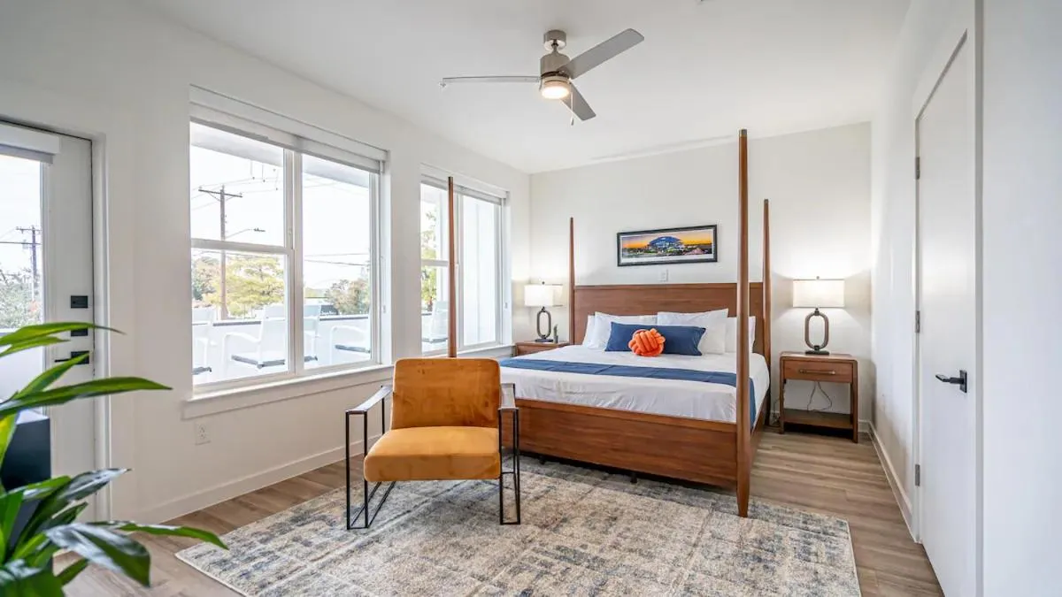 Deluxe 2 Bedroom Suite in The Rambler Inn
