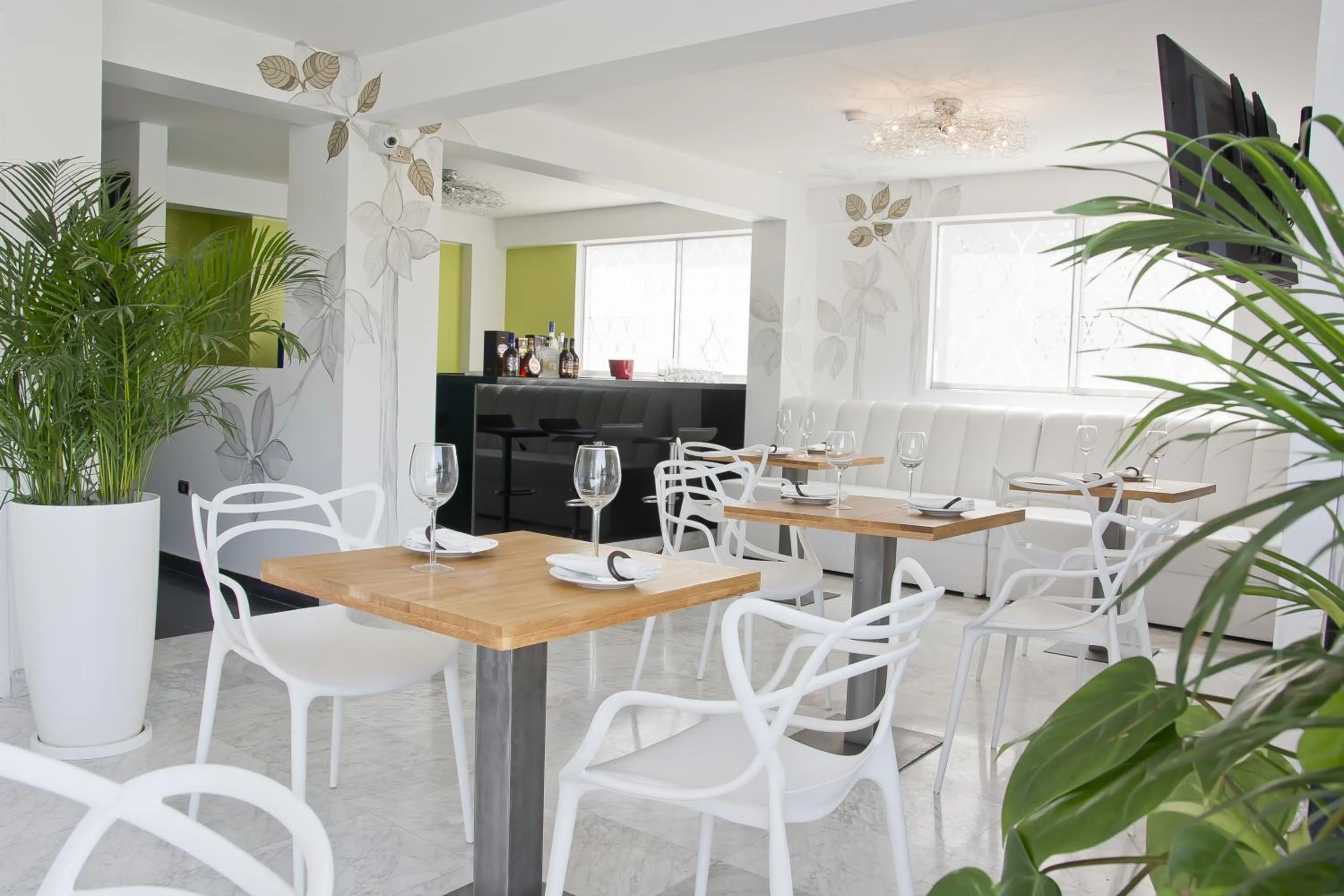 Restaurant/places to eat in Arvo Hotel Boutique