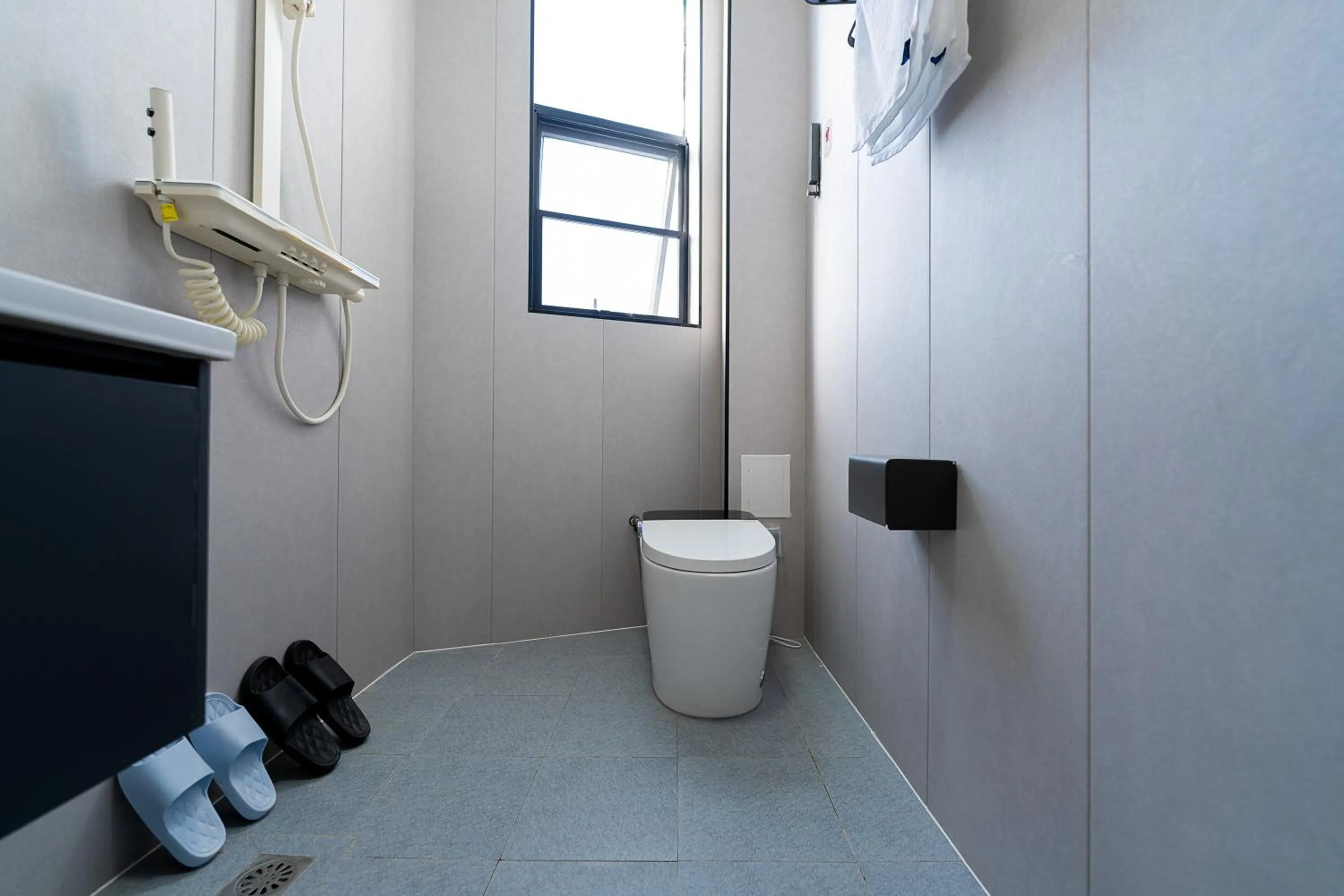 Toilet in Wuyi Whispering Maple