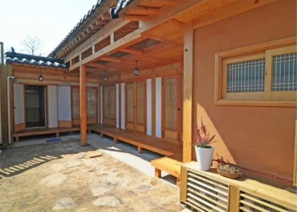 Jeonju Cheongnaru Pension