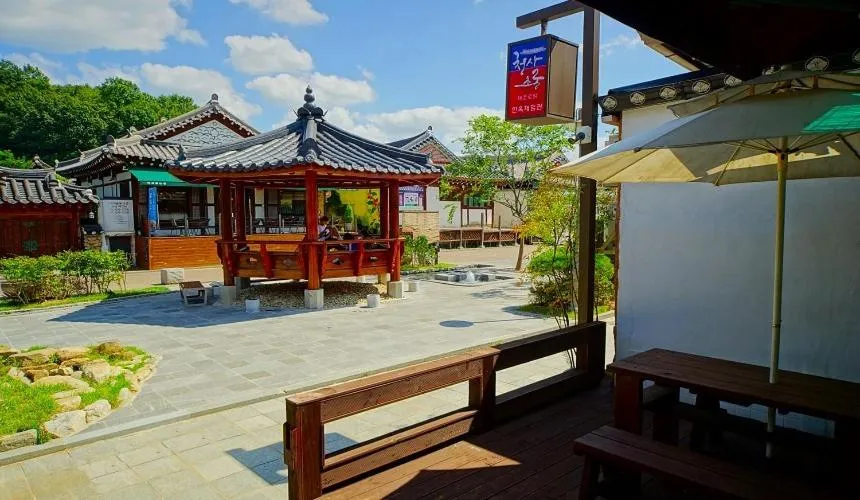 Jeonju Cheongsachorong Taejoro Pension