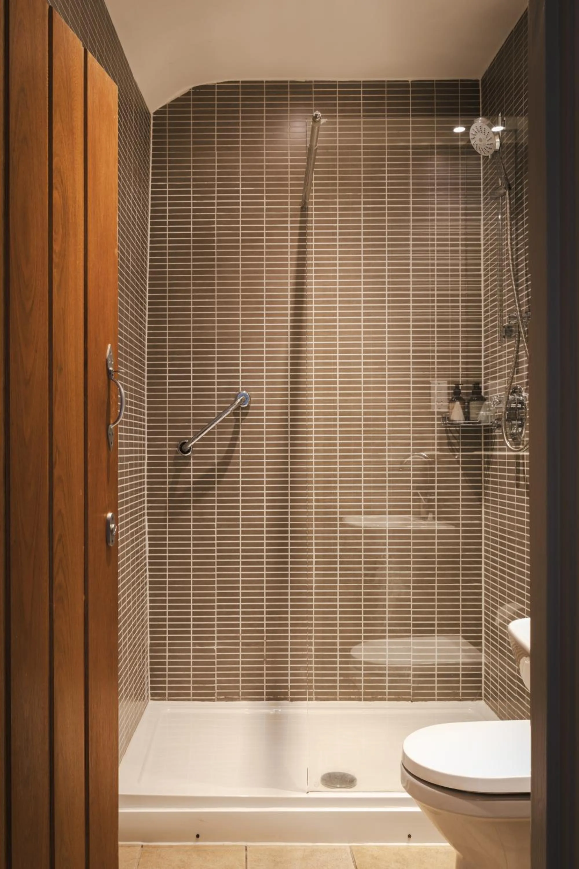 Bathroom in The Pilsley Inn - Chatsworth