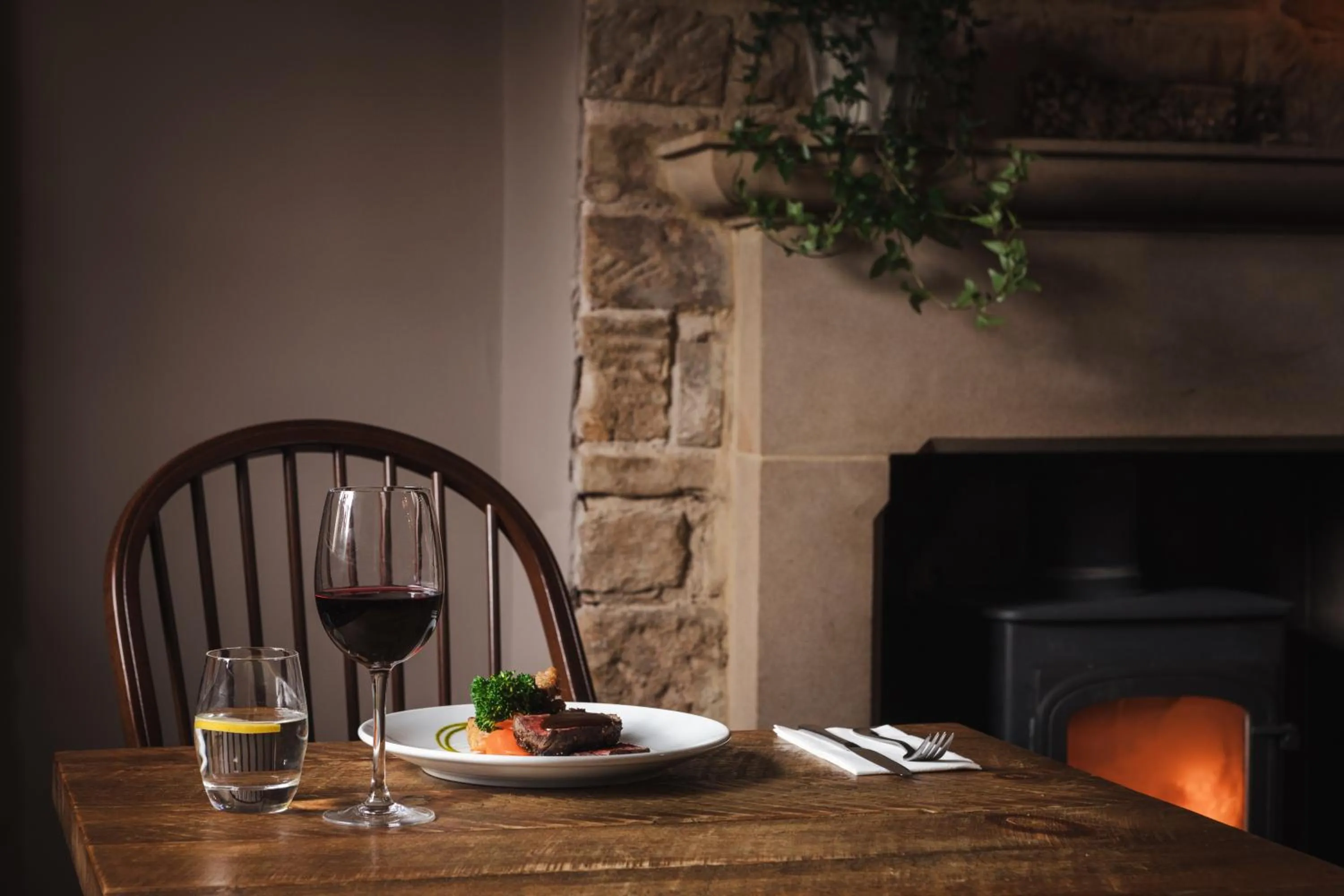 Restaurant/places to eat in The Pilsley Inn - Chatsworth