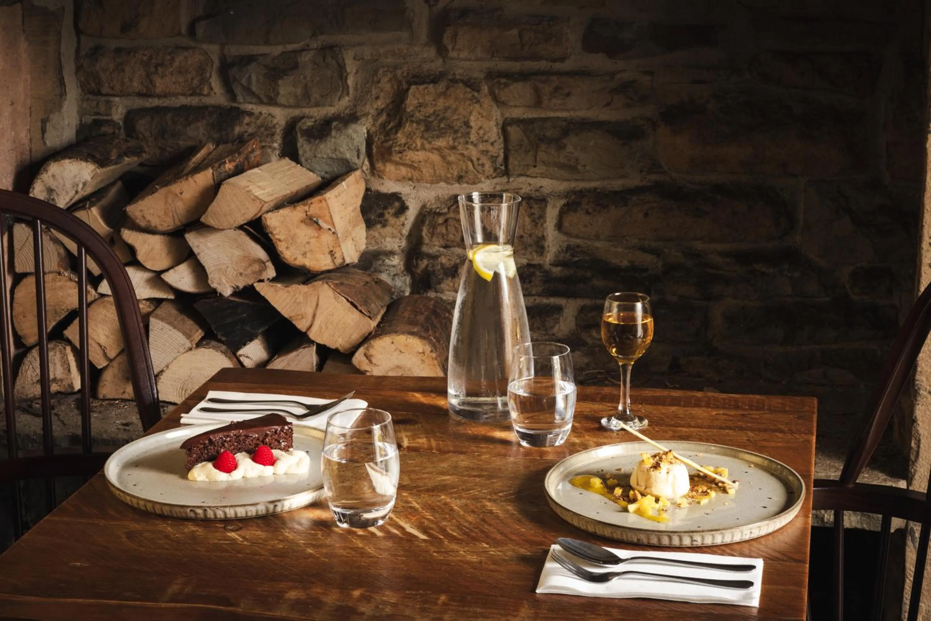 Restaurant/places to eat in The Pilsley Inn - Chatsworth