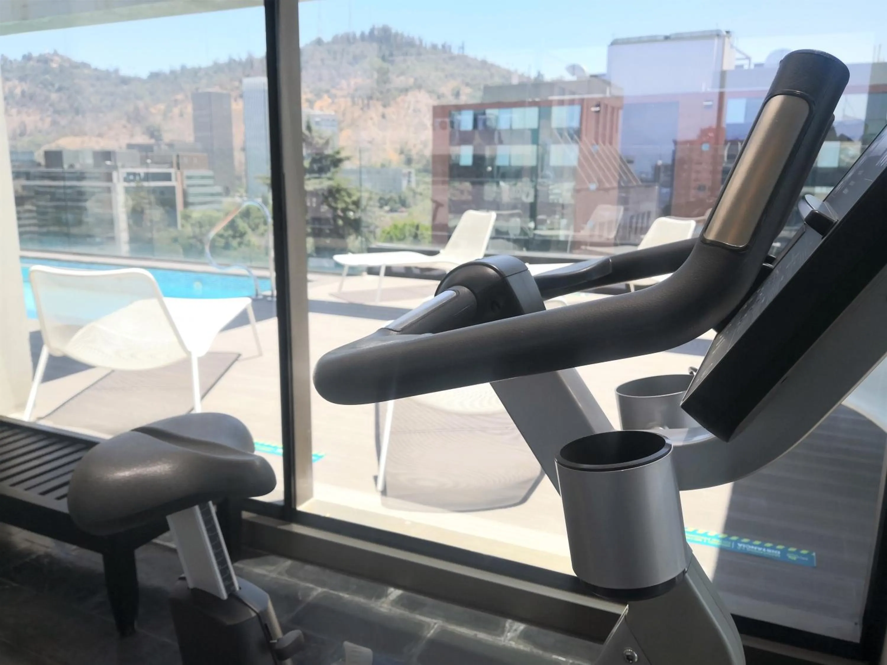 Fitness centre/facilities in Solace Hotel Santiago