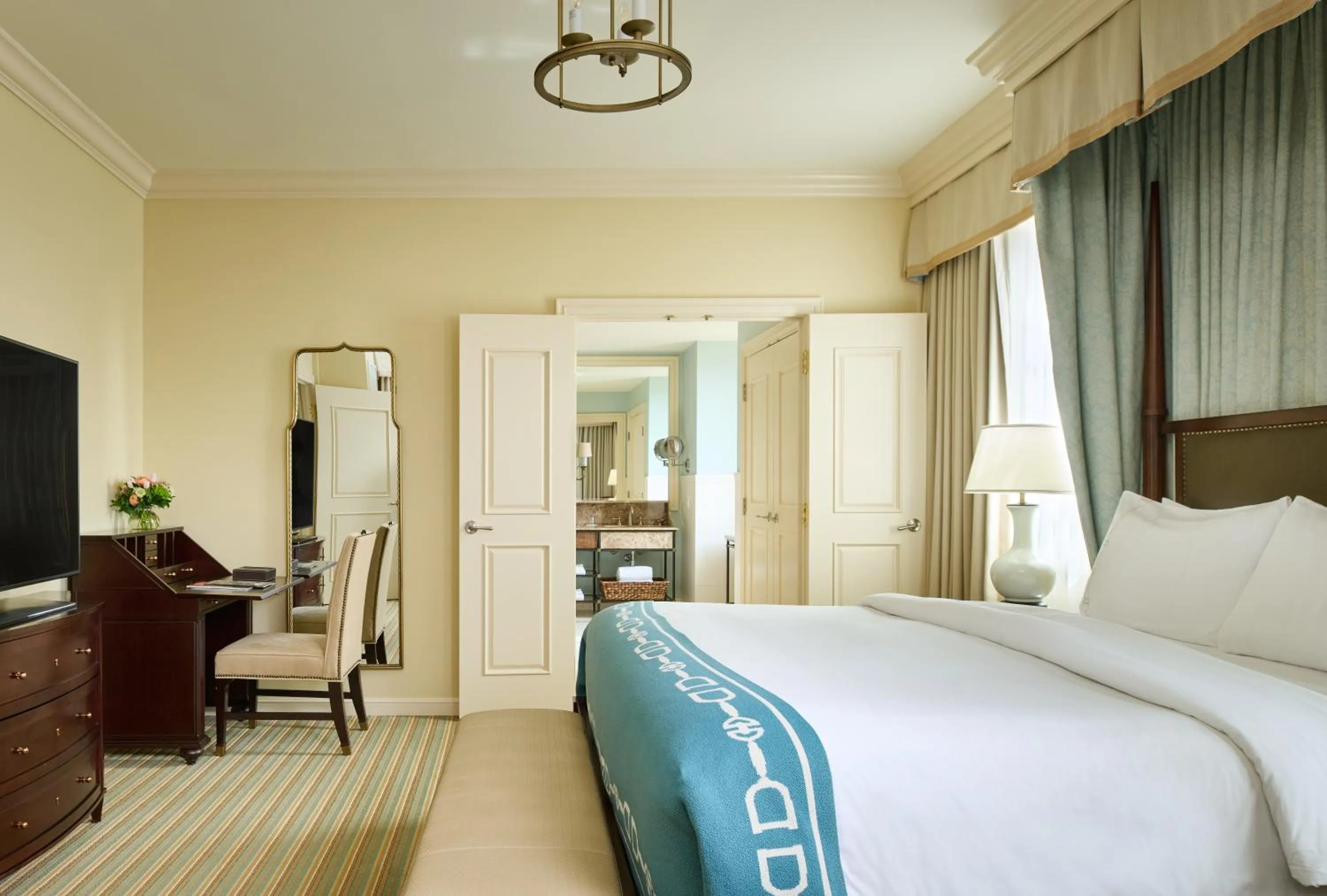 Bed in Salamander Resort and Spa