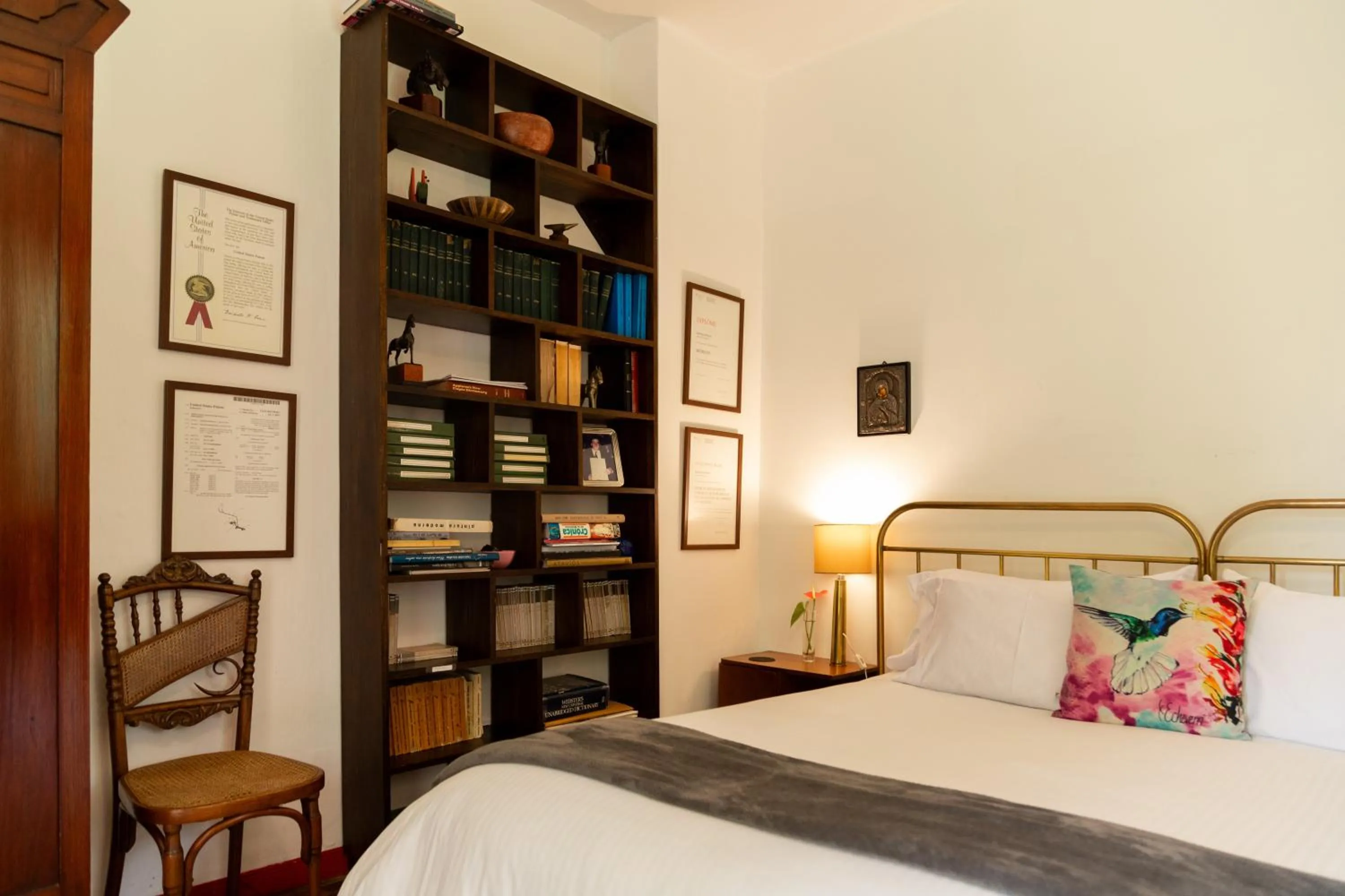 Bed in Hacienda Venecia Coffee Farm Hotel