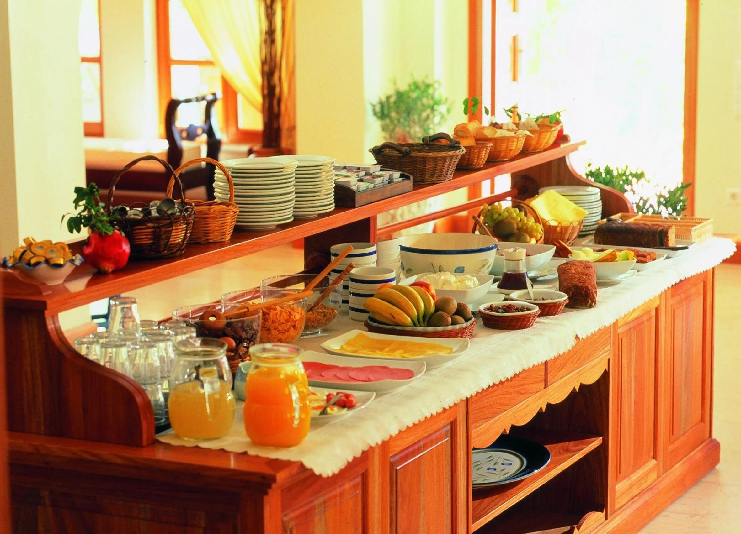 Restaurant/places to eat in Hotel Matina