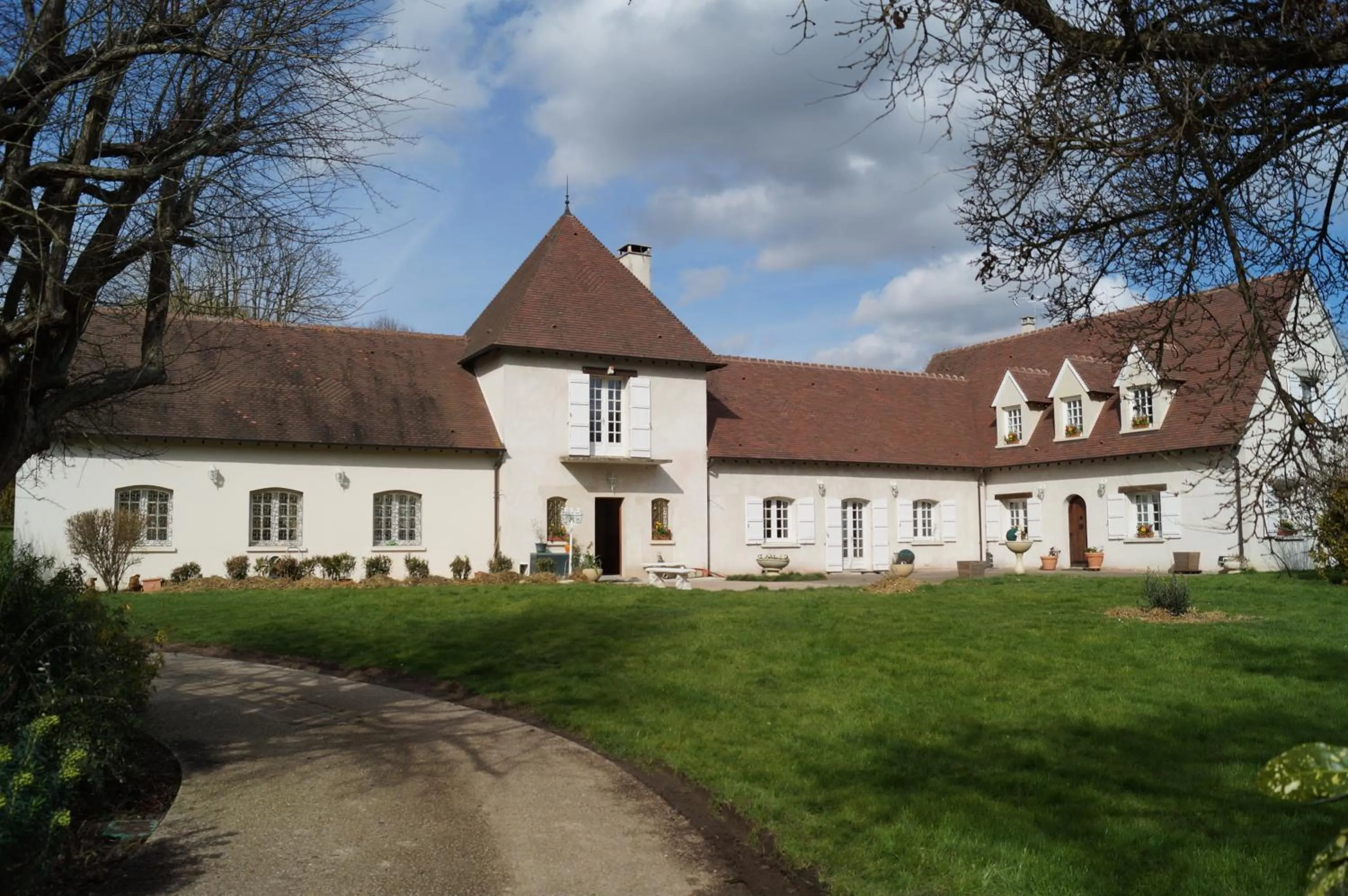 Facade/entrance in Le Relais De Dalibray