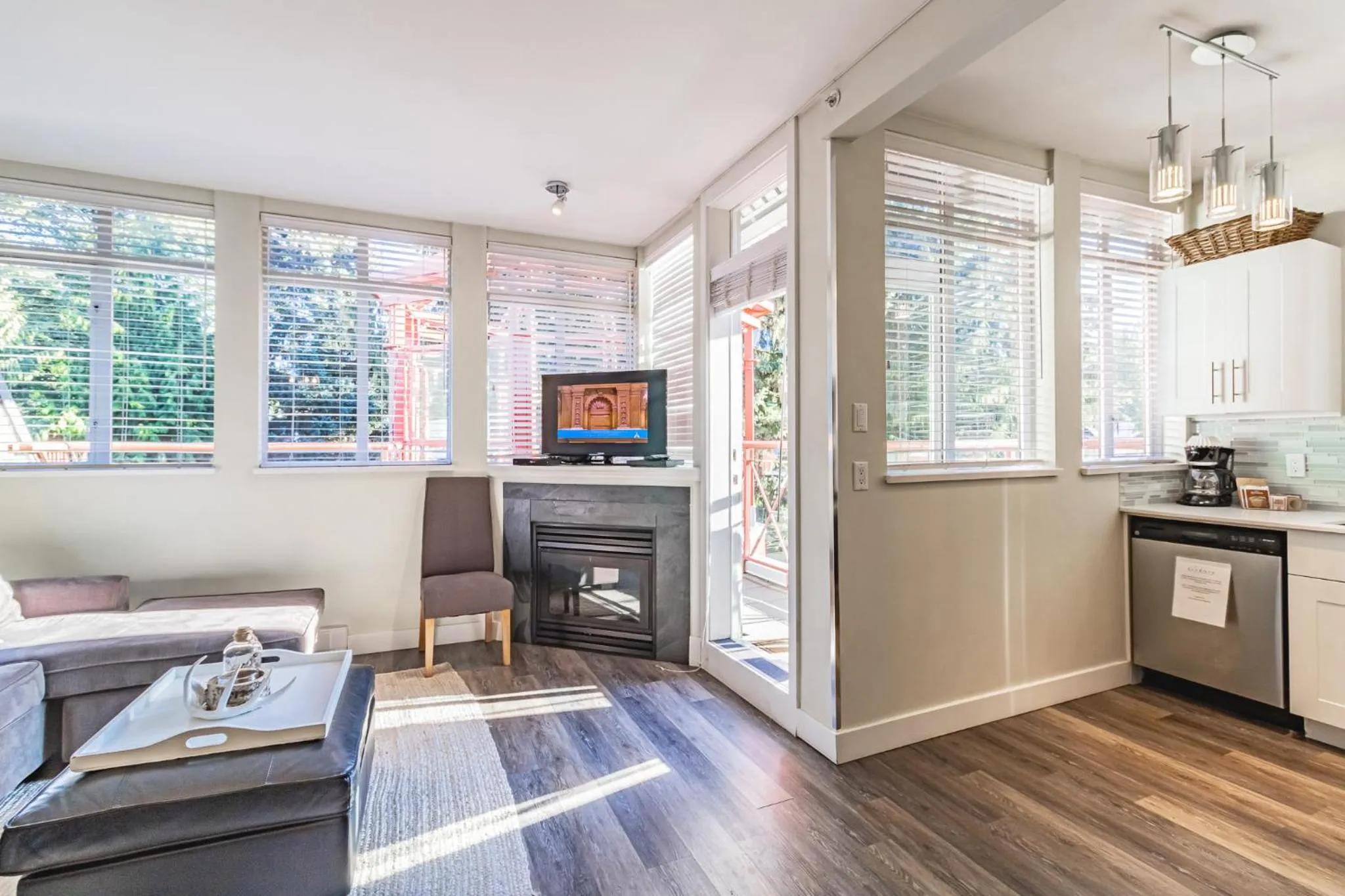 Photo of the whole room in Alpenglow Lodge by Elevate Vacations