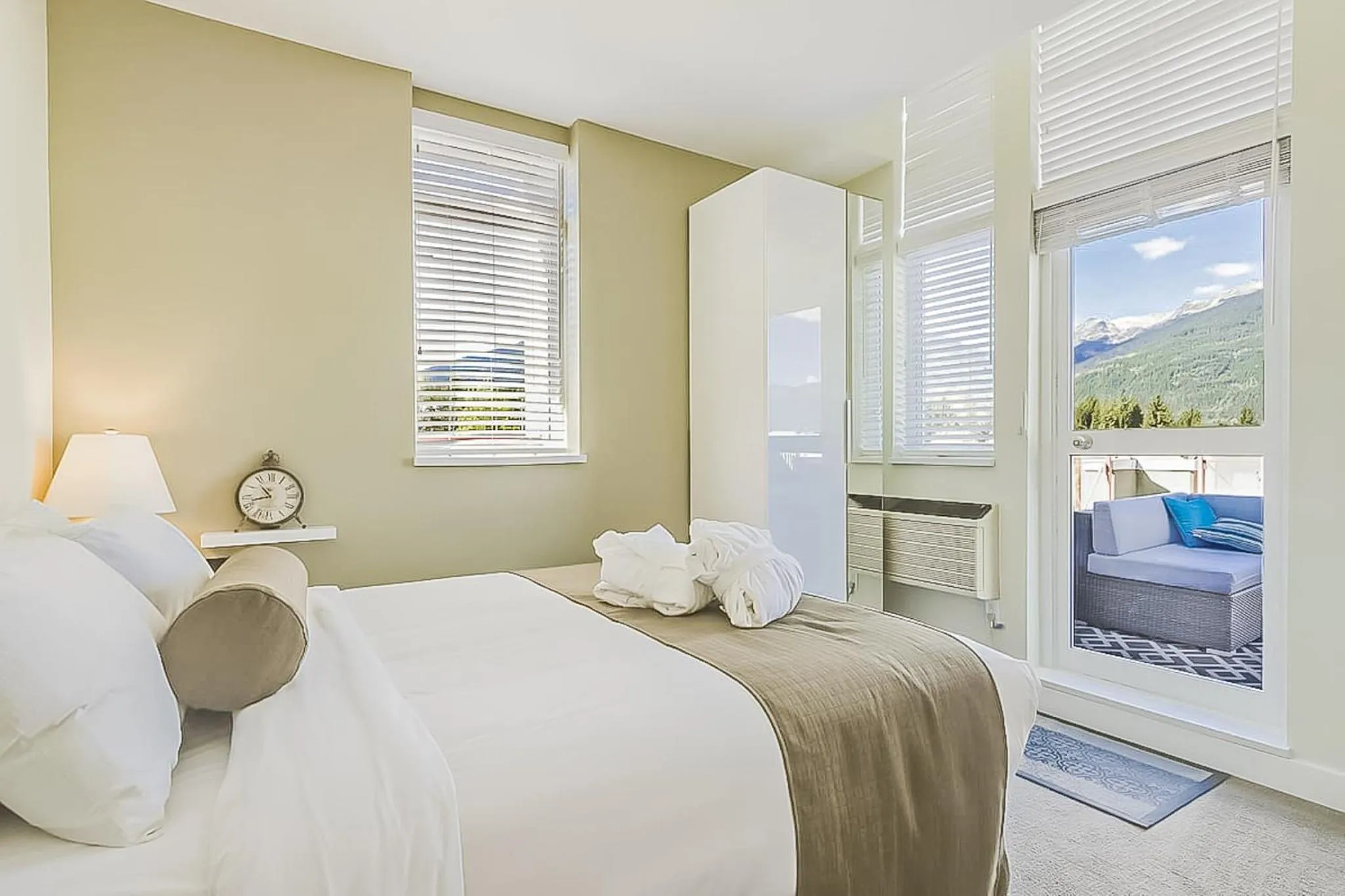 Bedroom, Bed in Alpenglow Lodge by Elevate Vacations