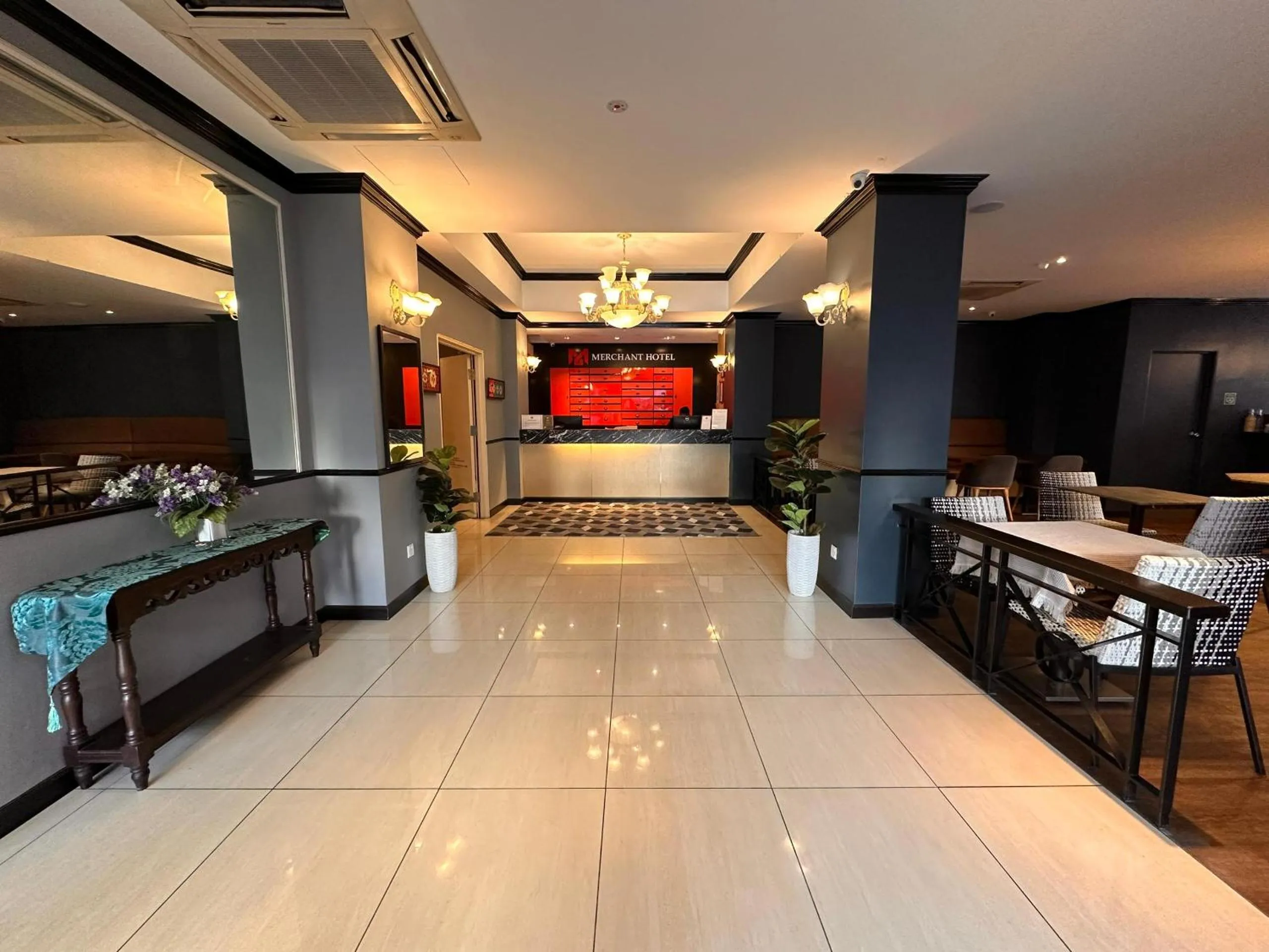 Property building in Merchant Hotel