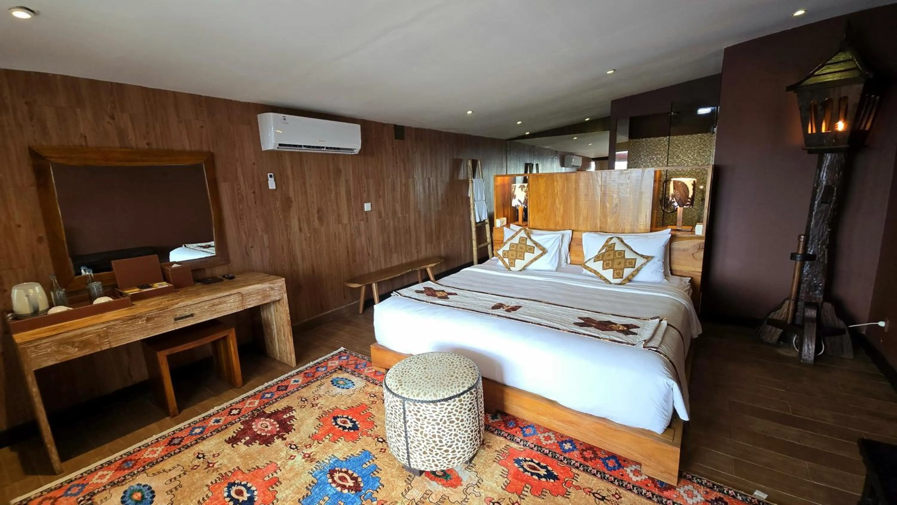 Bedroom, Bed in Sky Suites