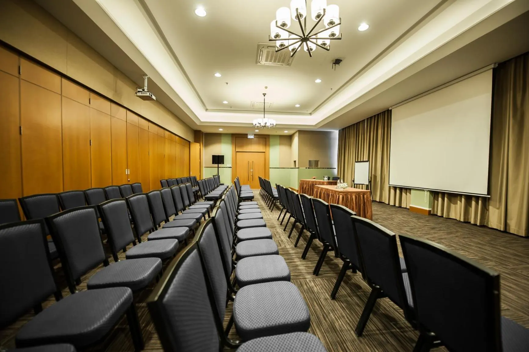 Business facilities in Garden Sentral Hotel