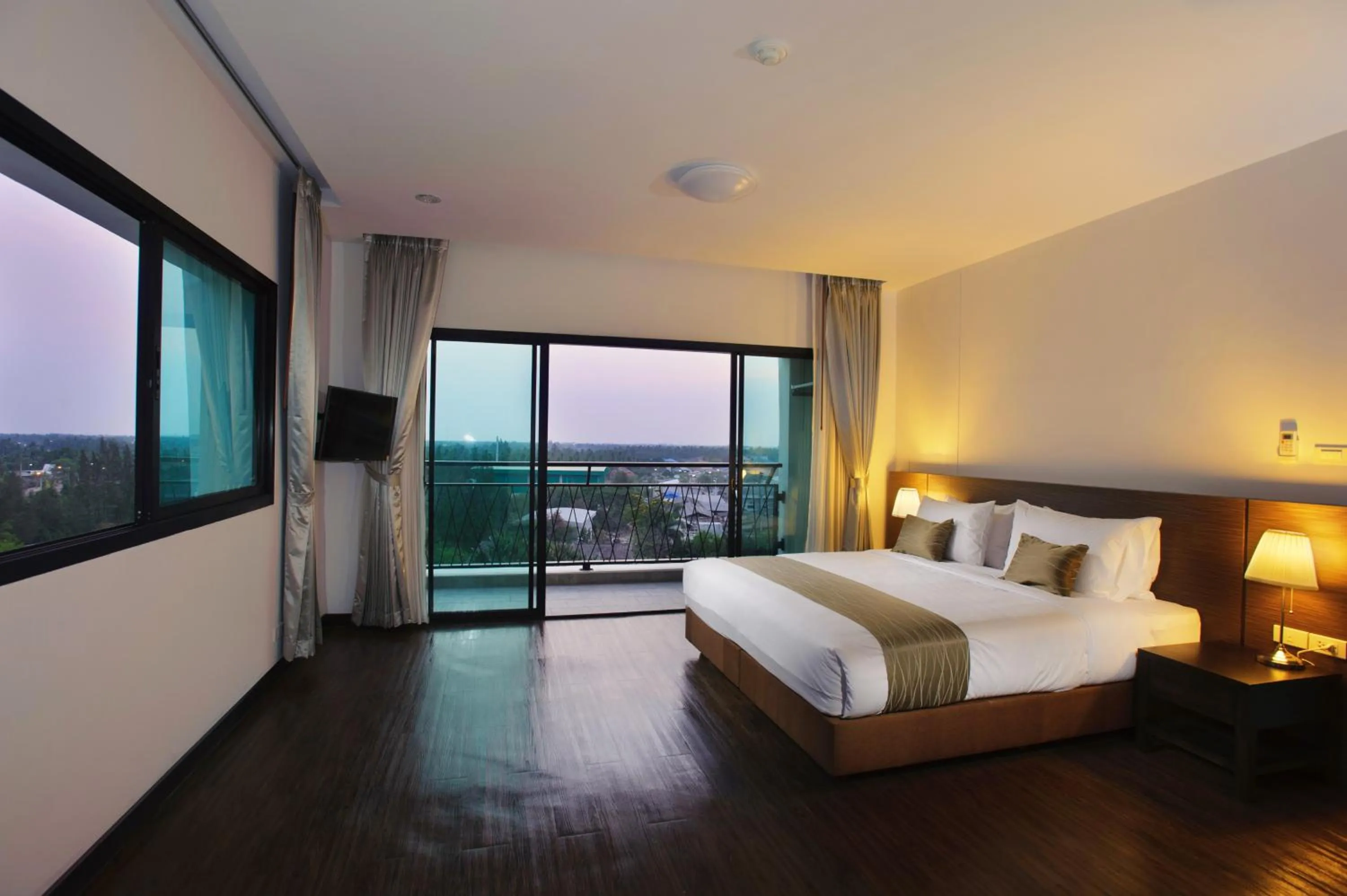 Bed in Coco View Hotel