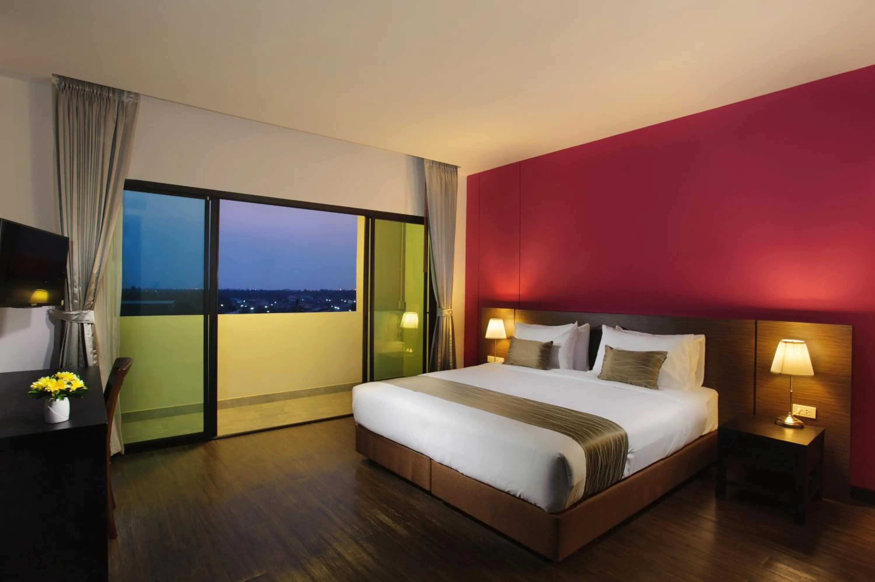 Bed in Coco View Hotel