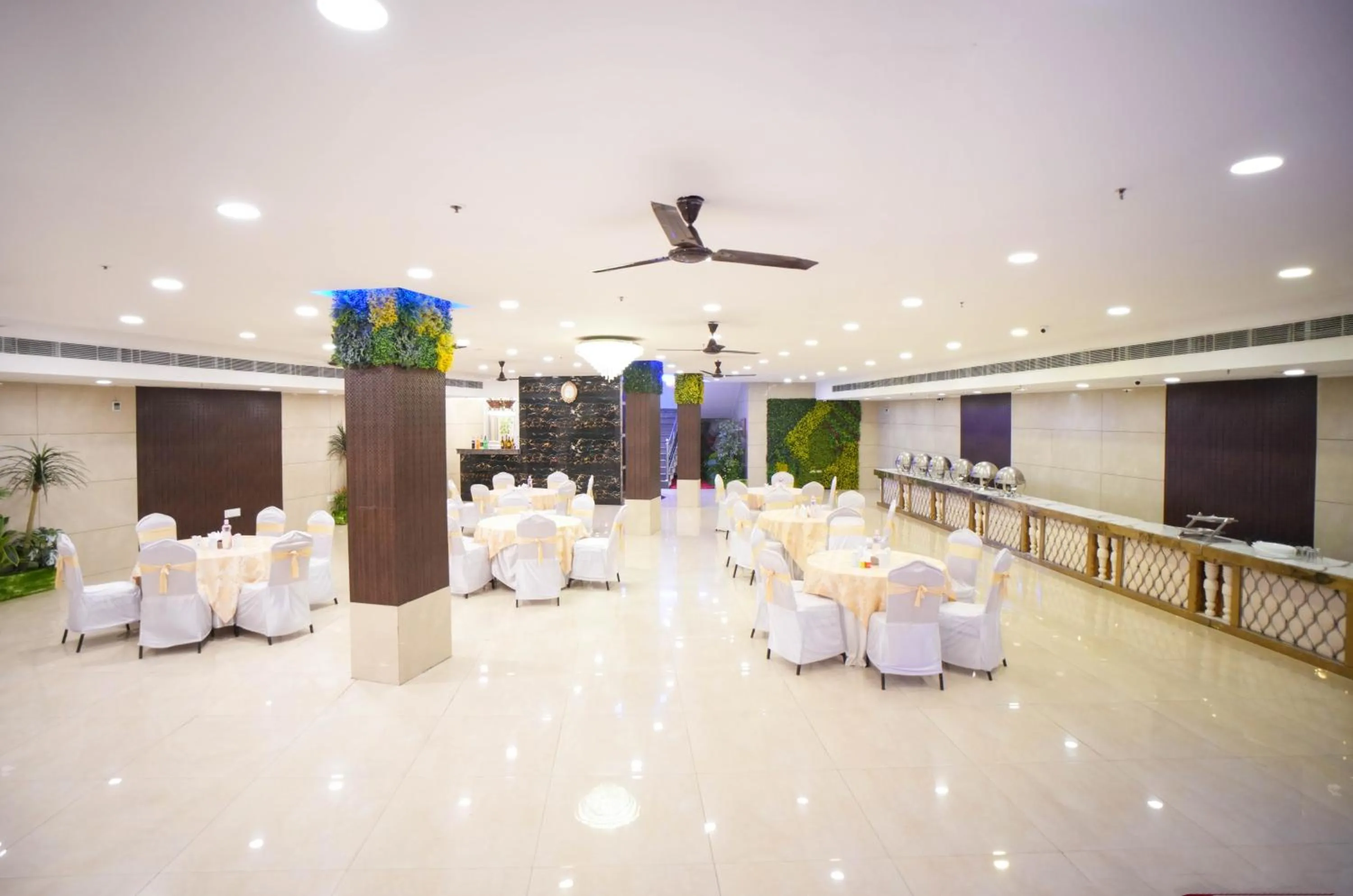 Banquet/Function facilities in Hotel Haris MG Road Gurugram