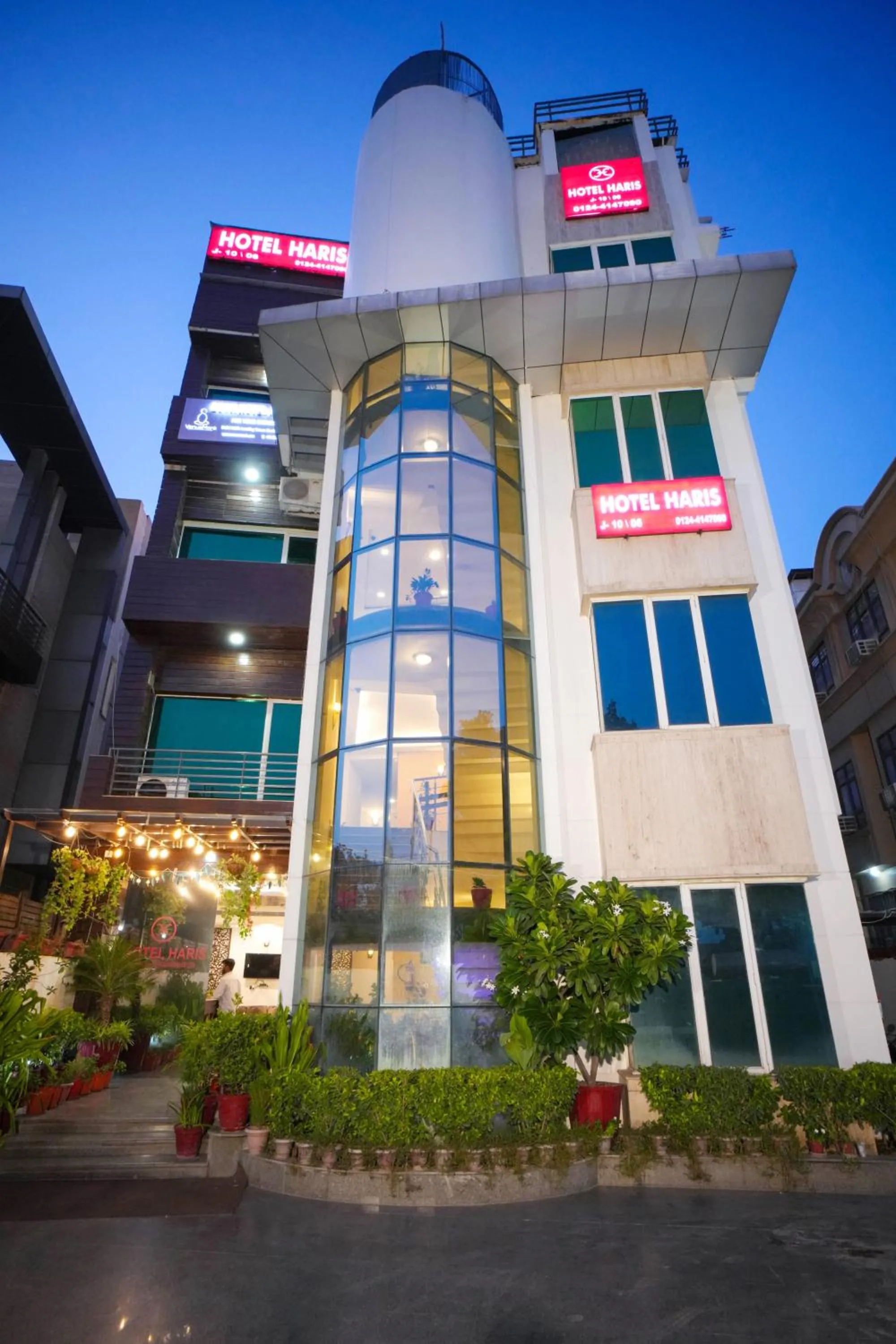 Property building in Hotel Haris MG Road Gurugram