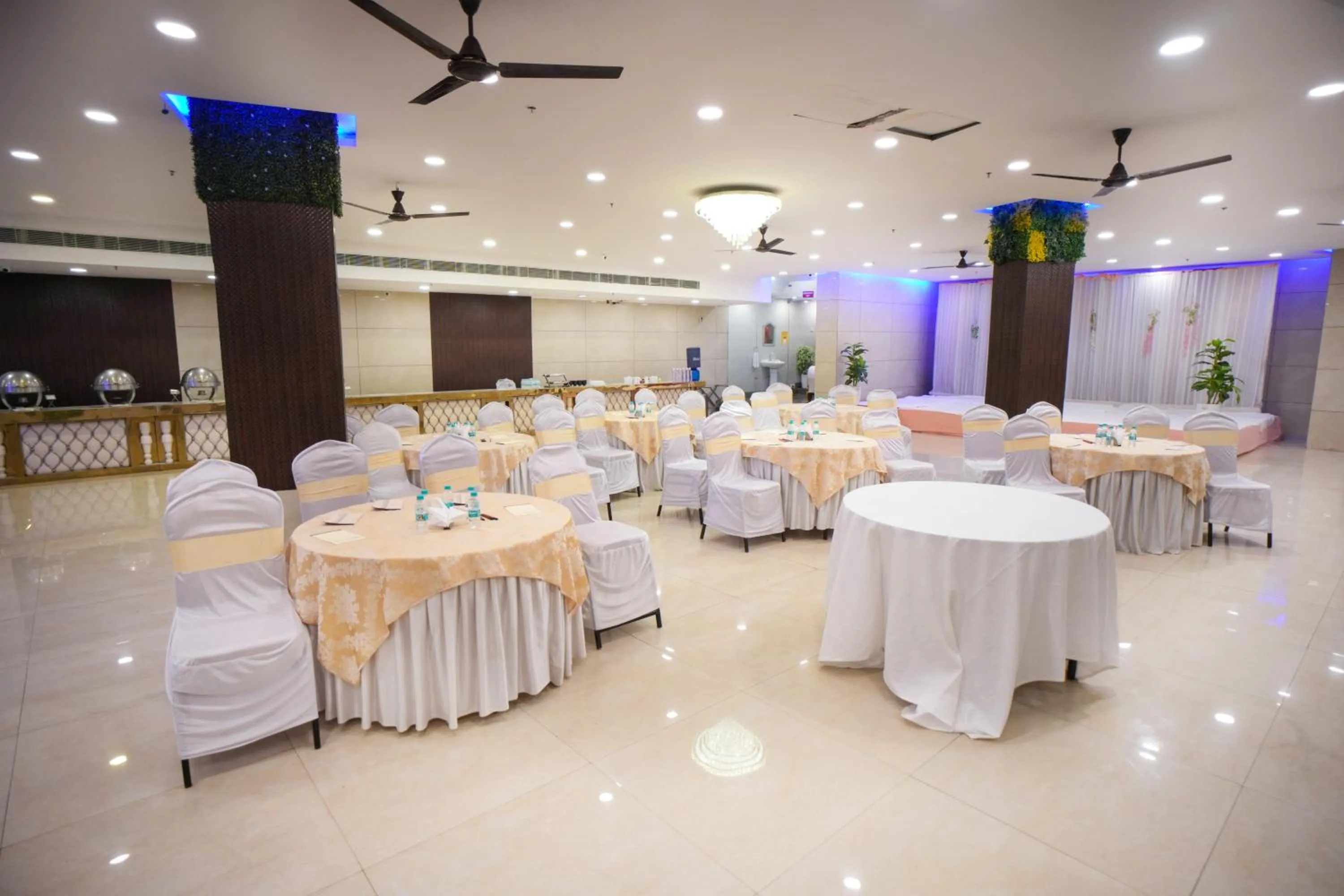 Banquet/Function facilities in Hotel Haris MG Road Gurugram