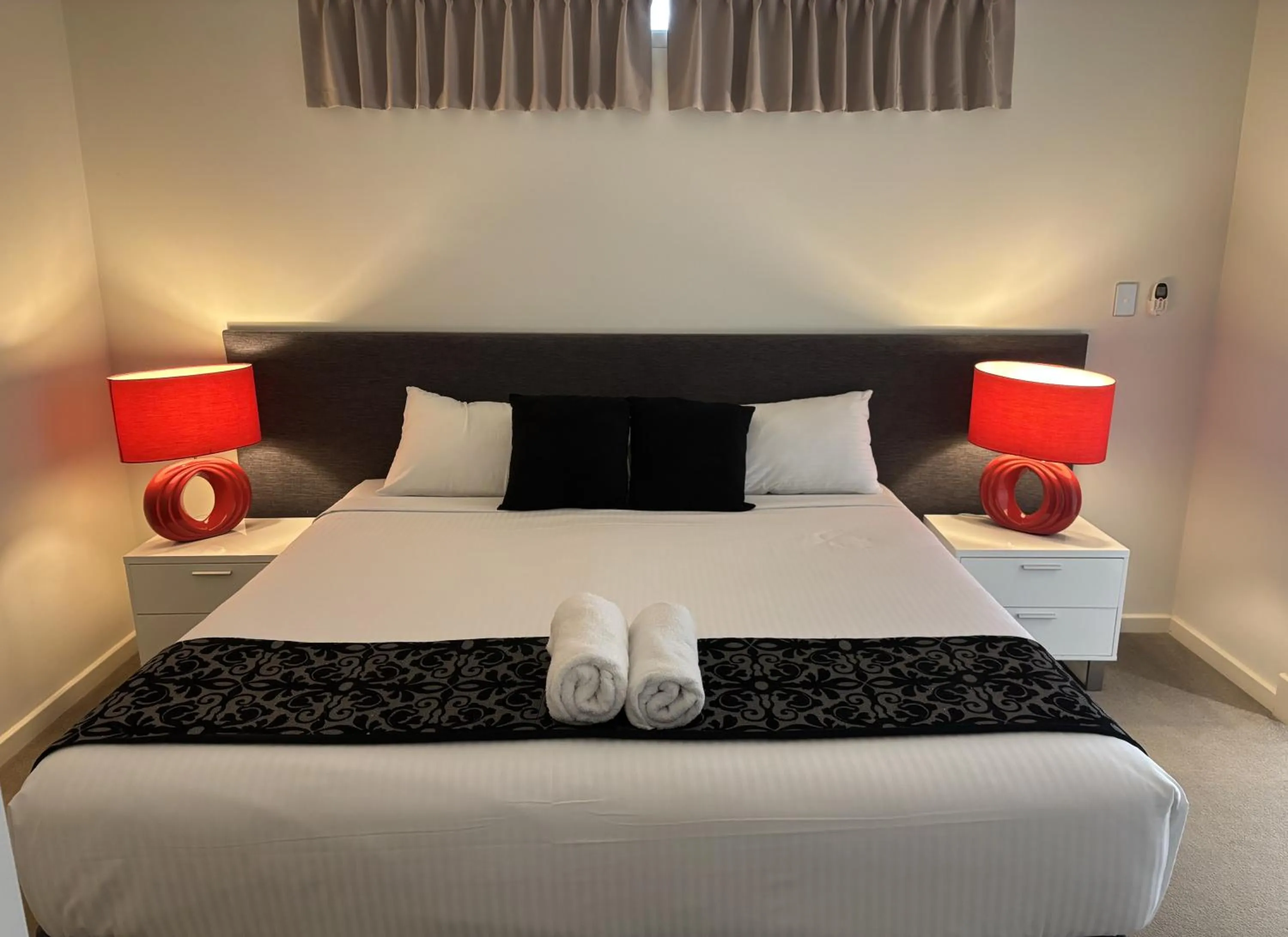 Bed in Bunbury Seaview Apartments